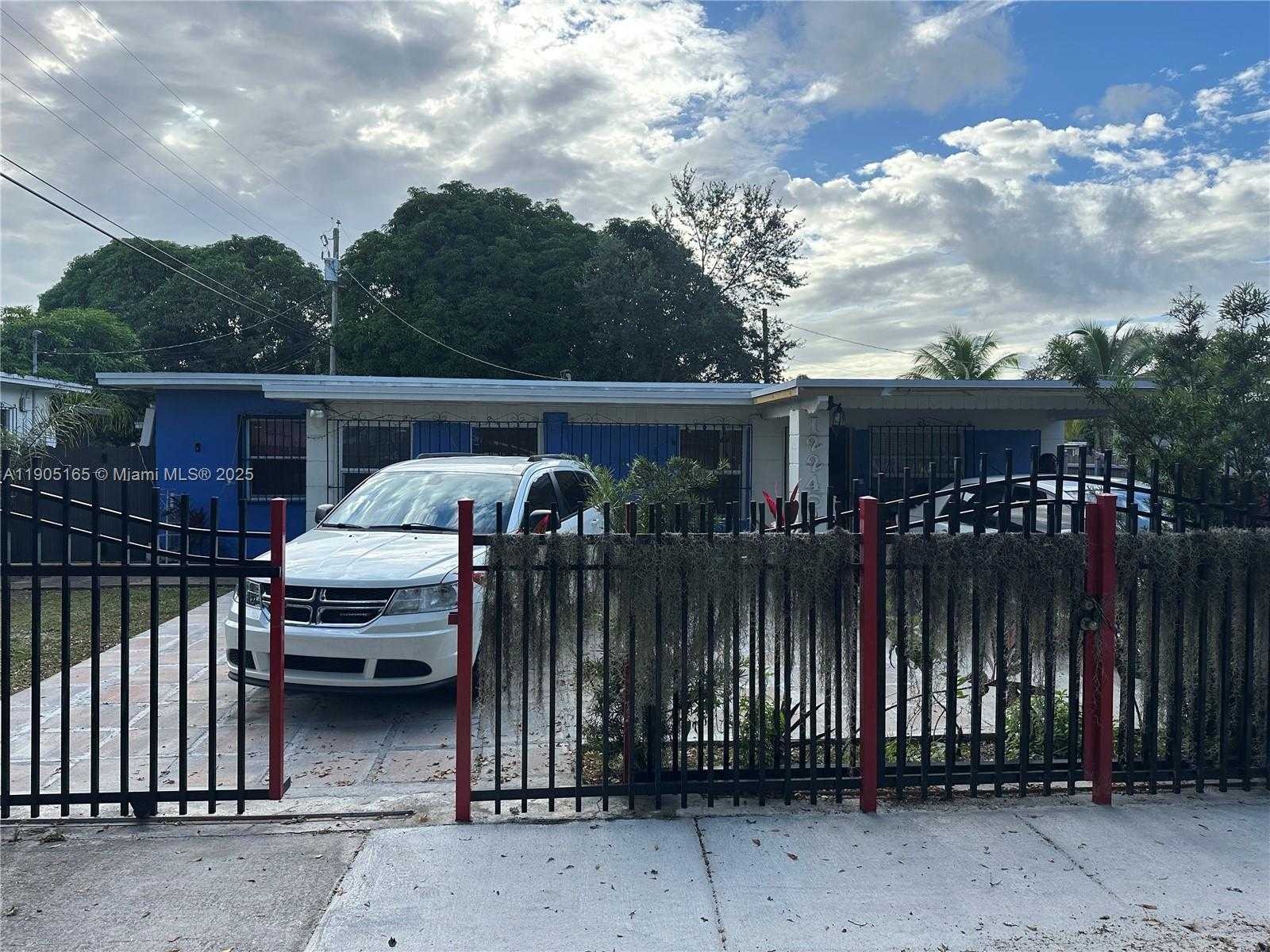 Small Image of 12240 NORTH WEST 13TH AVE, North Miami Number 1