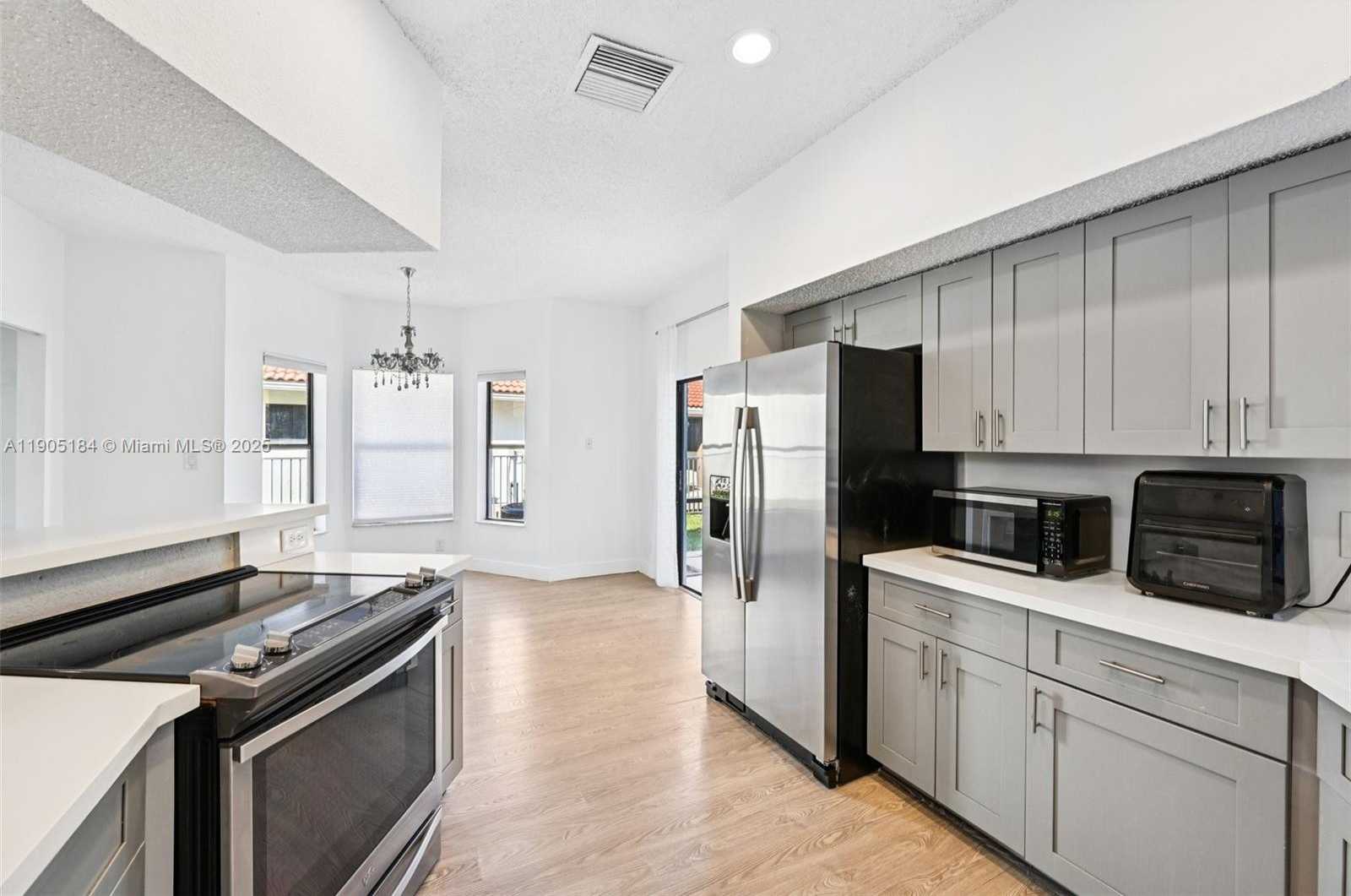 Small Image of 6120 NORTH WEST 60TH AVE, Parkland Number 15