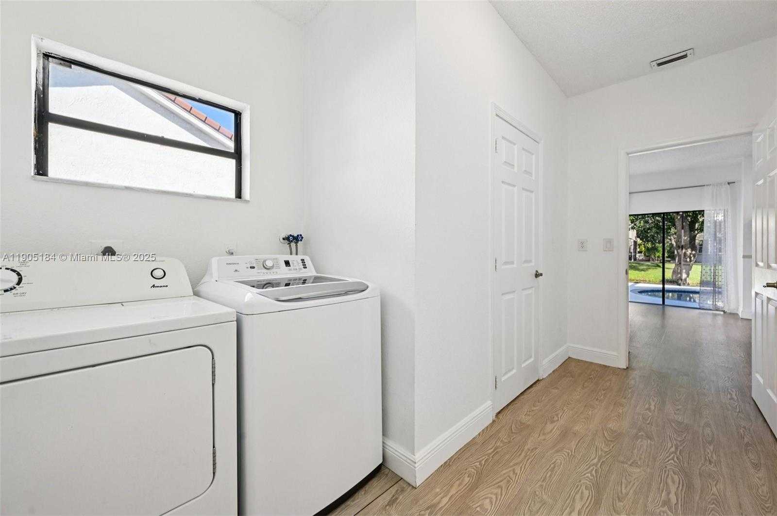 Small Image of 6120 NORTH WEST 60TH AVE, Parkland Number 16