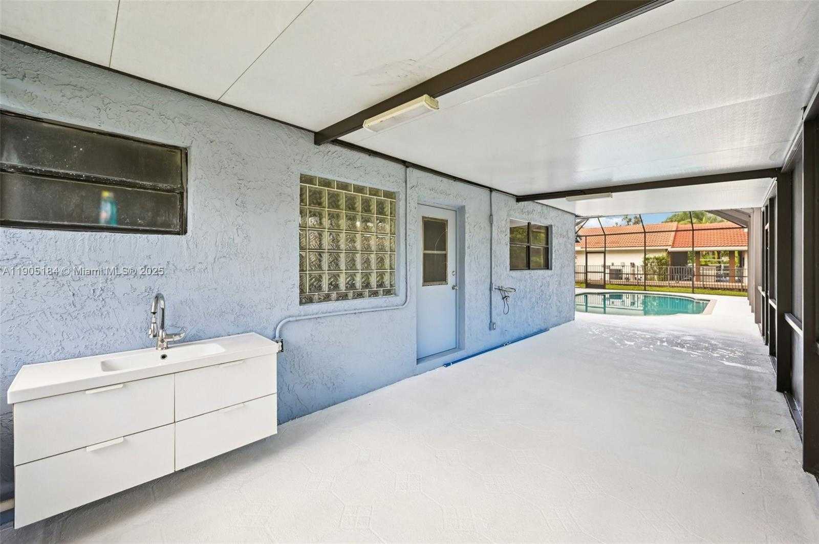 Small Image of 6120 NORTH WEST 60TH AVE, Parkland Number 40