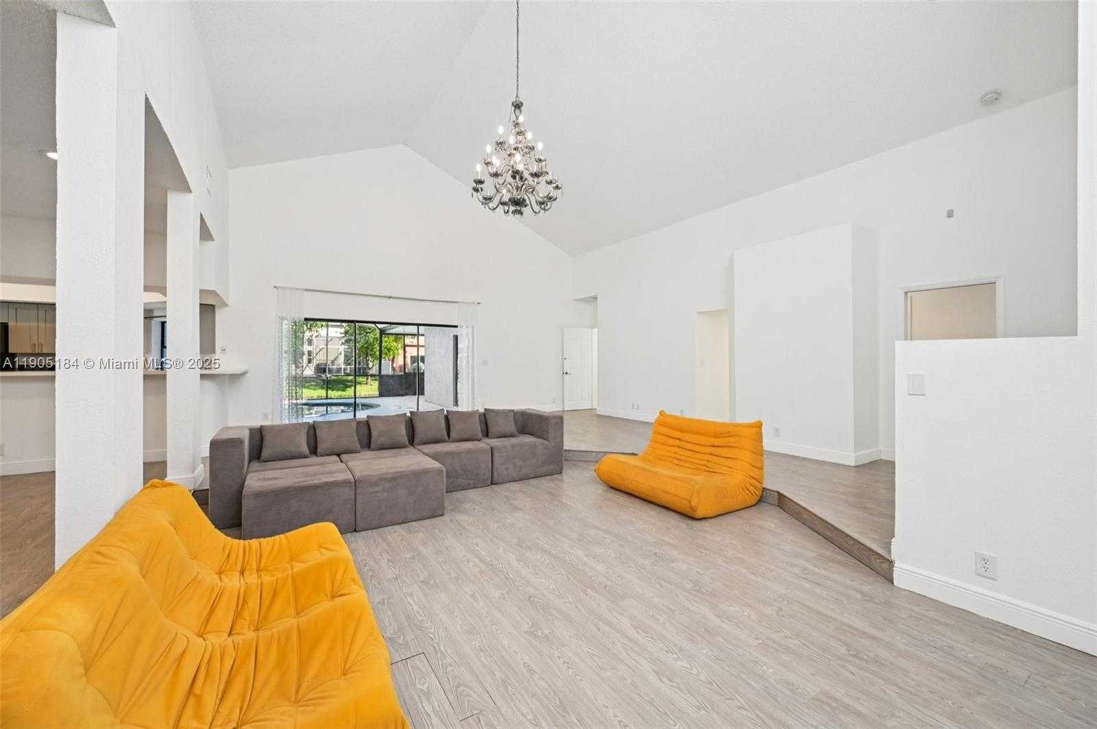 Small Image of 6120 NORTH WEST 60TH AVE, Parkland Number 9