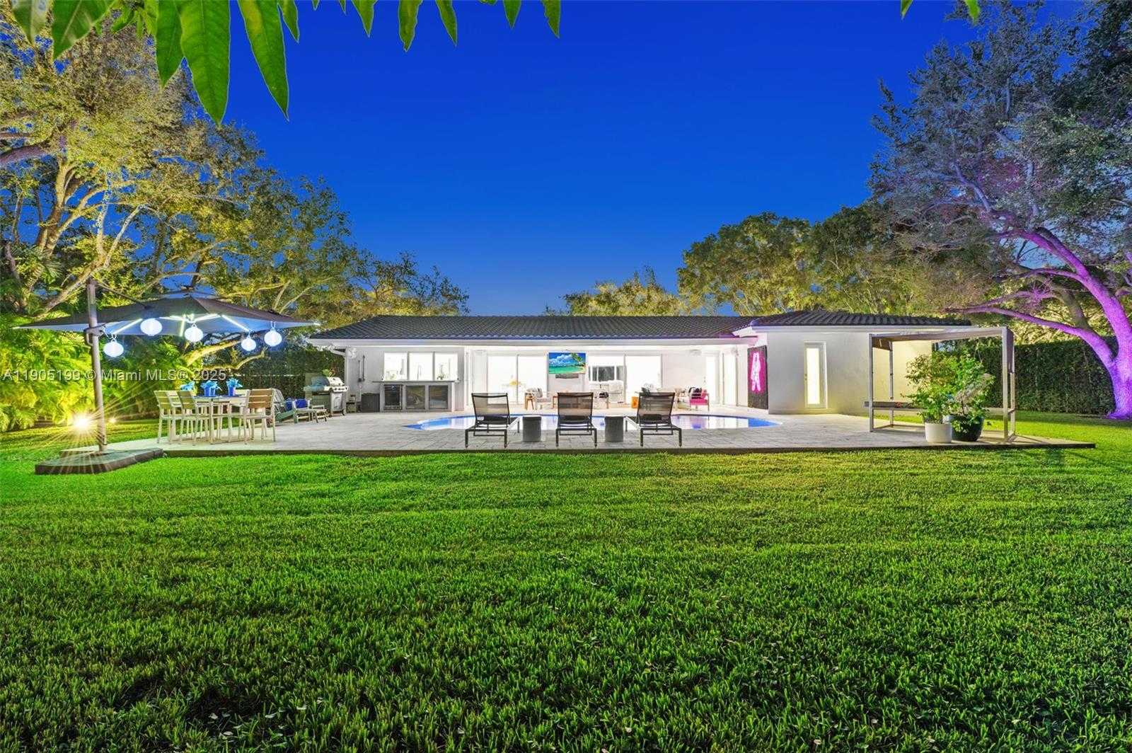 Small Image of 7870 SOUTH WEST 141ST TER, Palmetto Bay Number 23