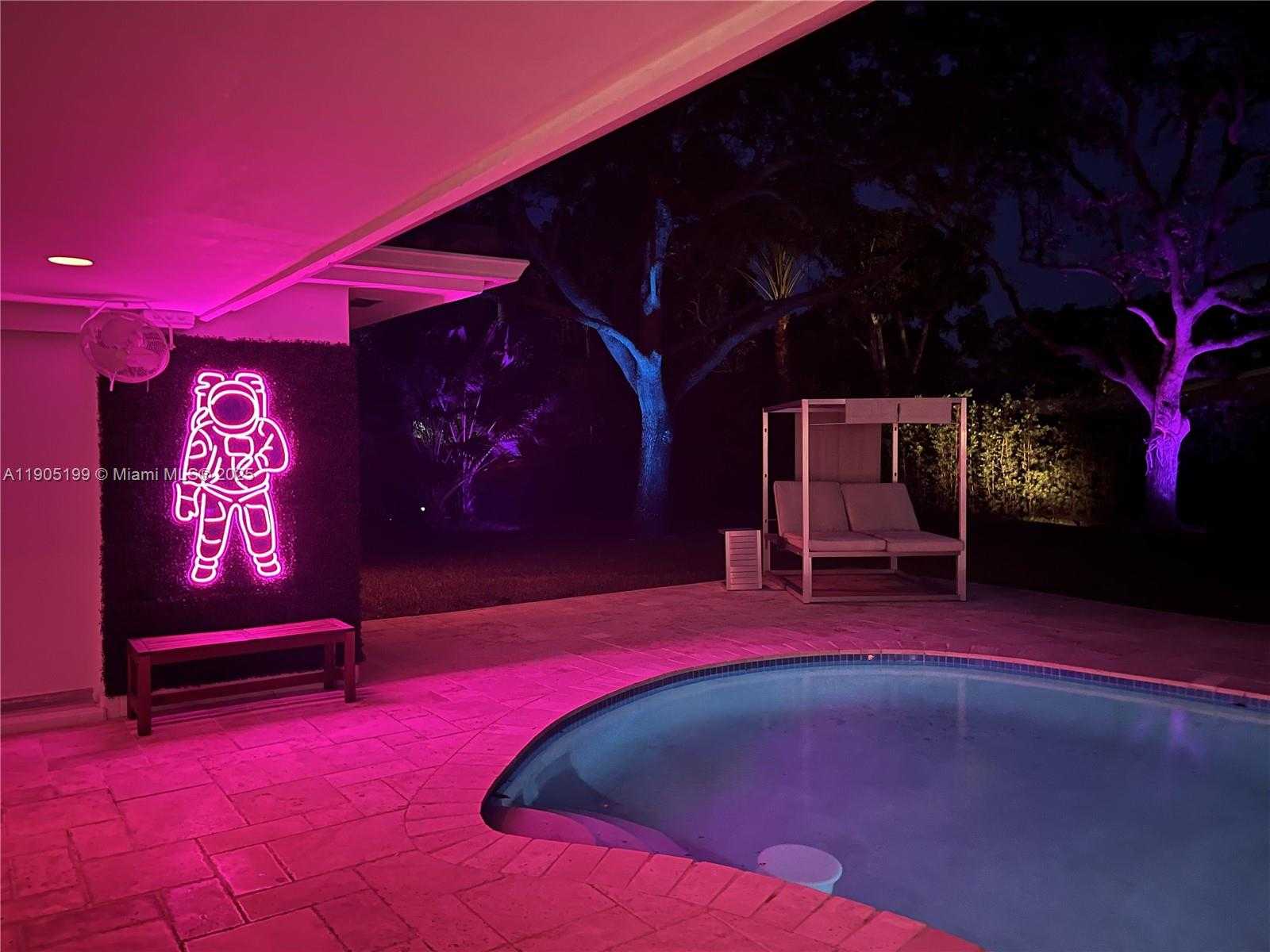 Small Image of 7870 SOUTH WEST 141ST TER, Palmetto Bay Number 28