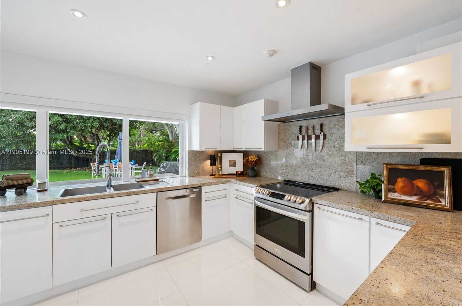 Small Image of 7870 SOUTH WEST 141ST TER, Palmetto Bay Number 9