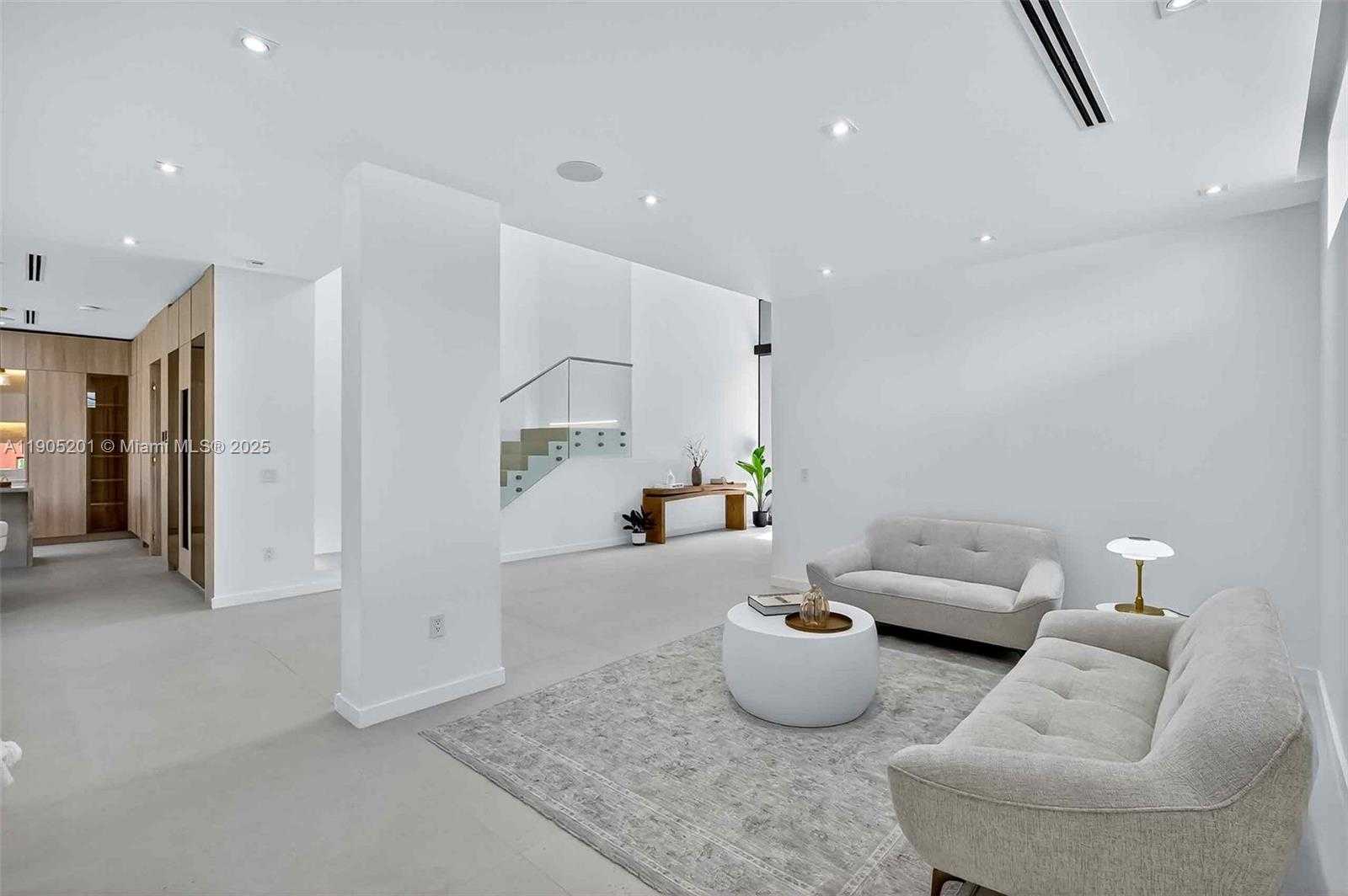 Small Image of 1021 WEST 46TH ST, Miami Beach Number 6