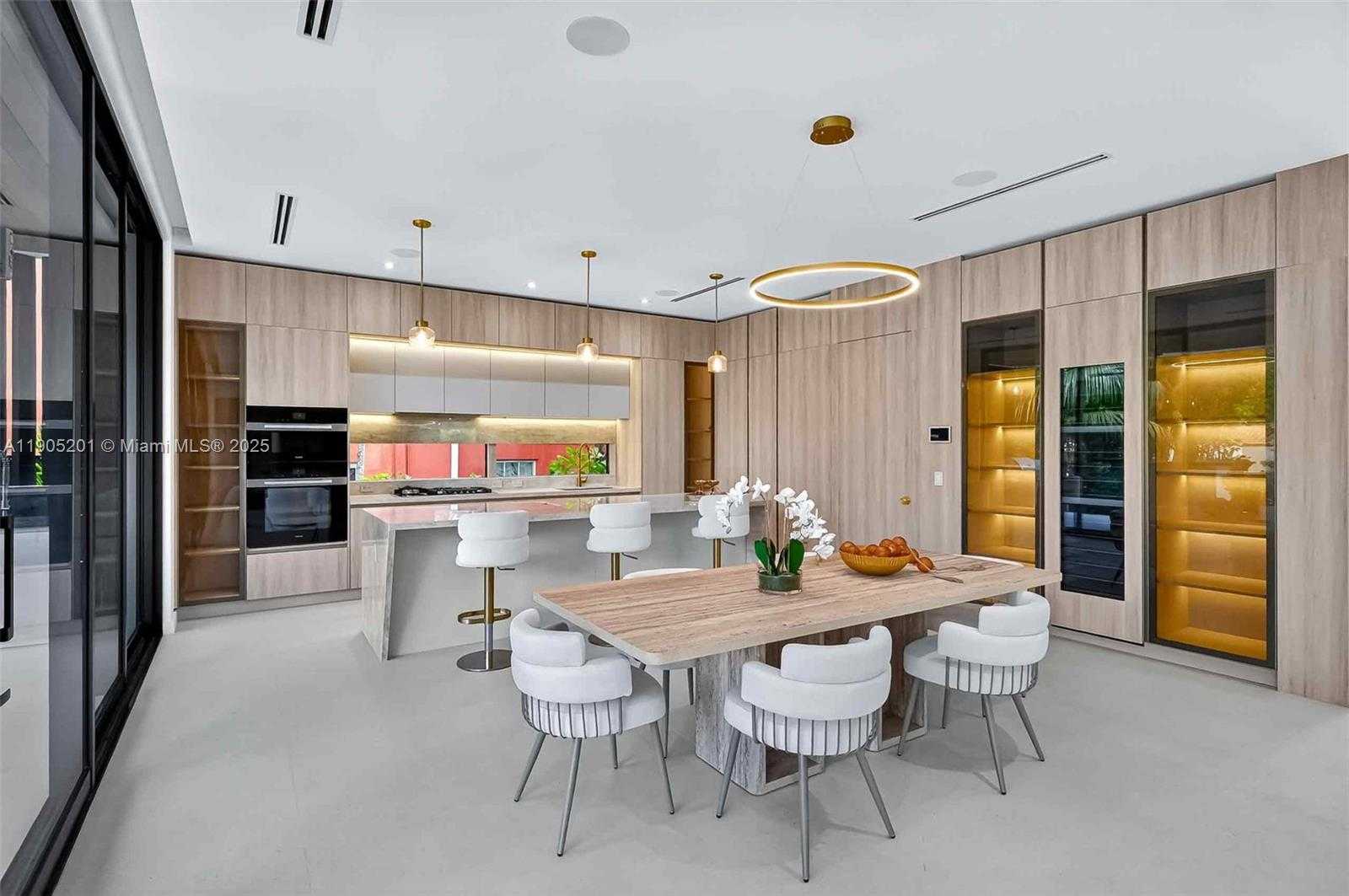 Small Image of 1021 WEST 46TH ST, Miami Beach Number 8