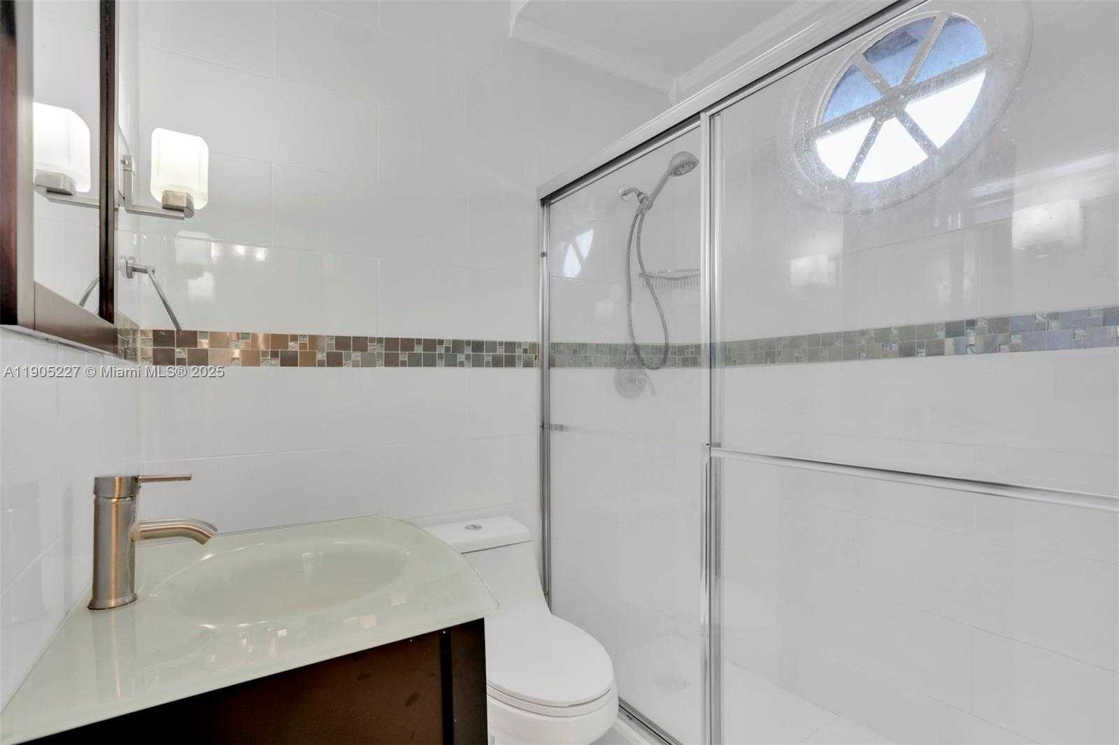 Small Image of 16232 NORTH WEST 79TH AVE, Miami Lakes Number 27