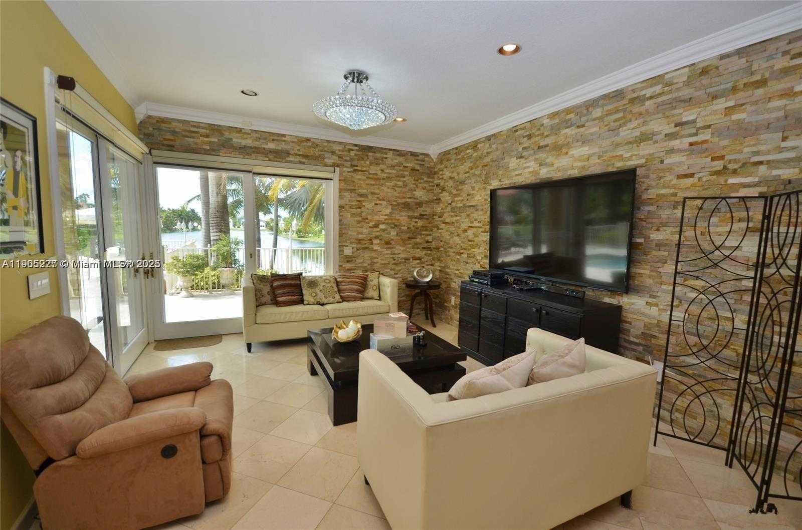 Small Image of 16232 NORTH WEST 79TH AVE, Miami Lakes Number 6