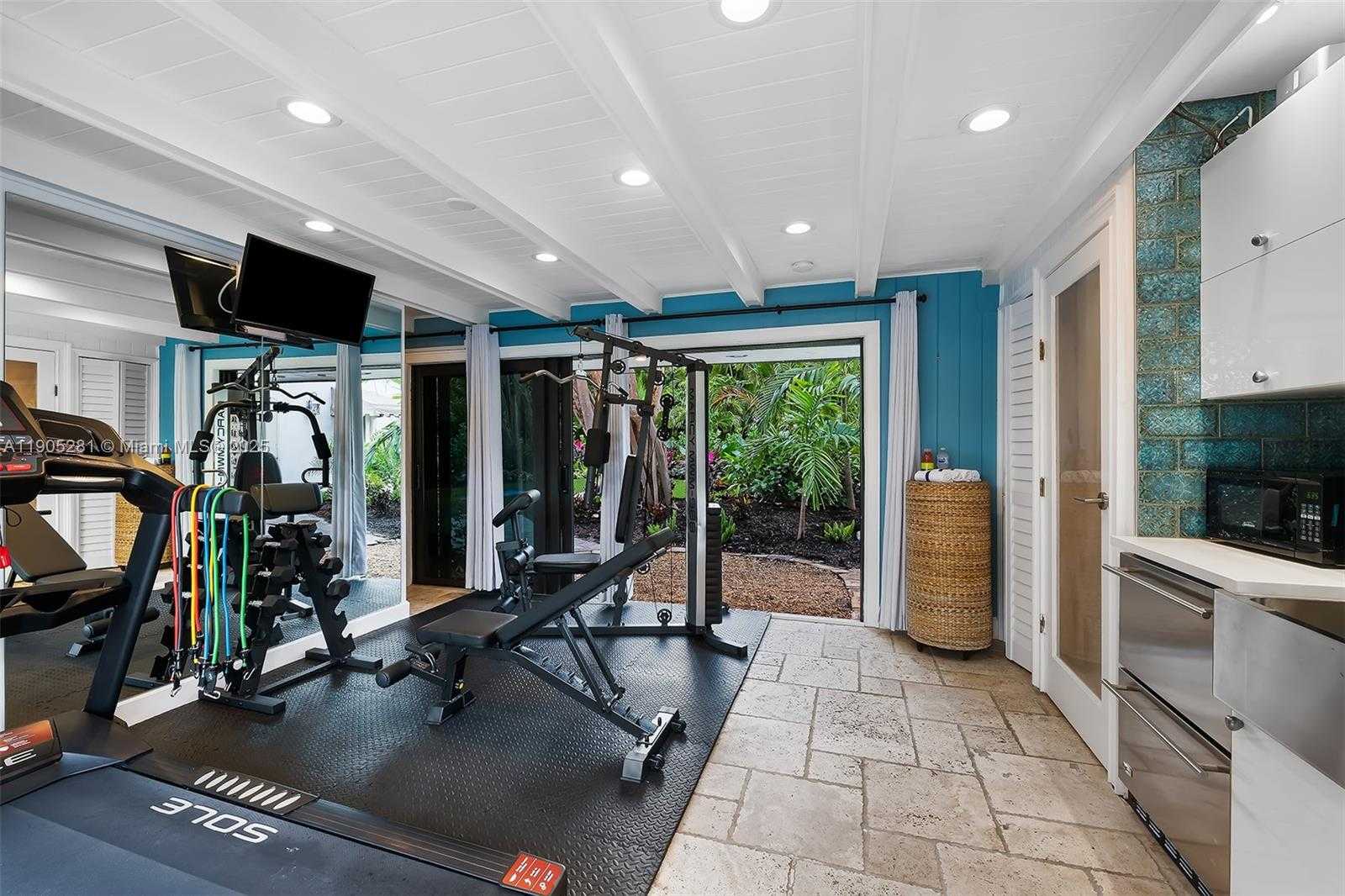 Small Image of 11 SYLVAN LN, Fort Lauderdale Number 19