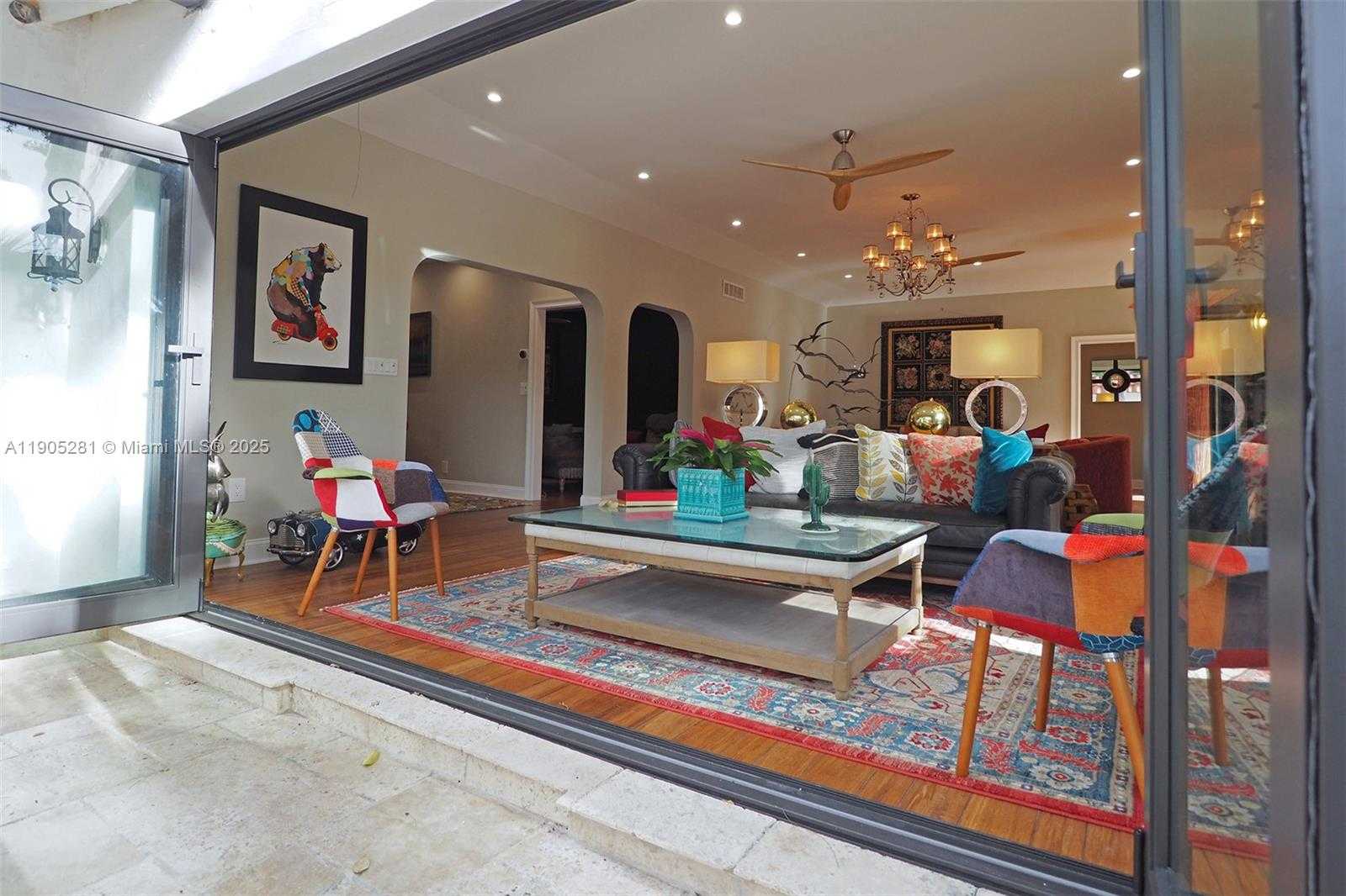 Small Image of 11 SYLVAN LN, Fort Lauderdale Number 20