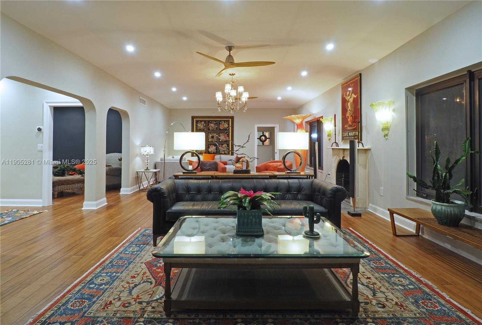 Small Image of 11 SYLVAN LN, Fort Lauderdale Number 25