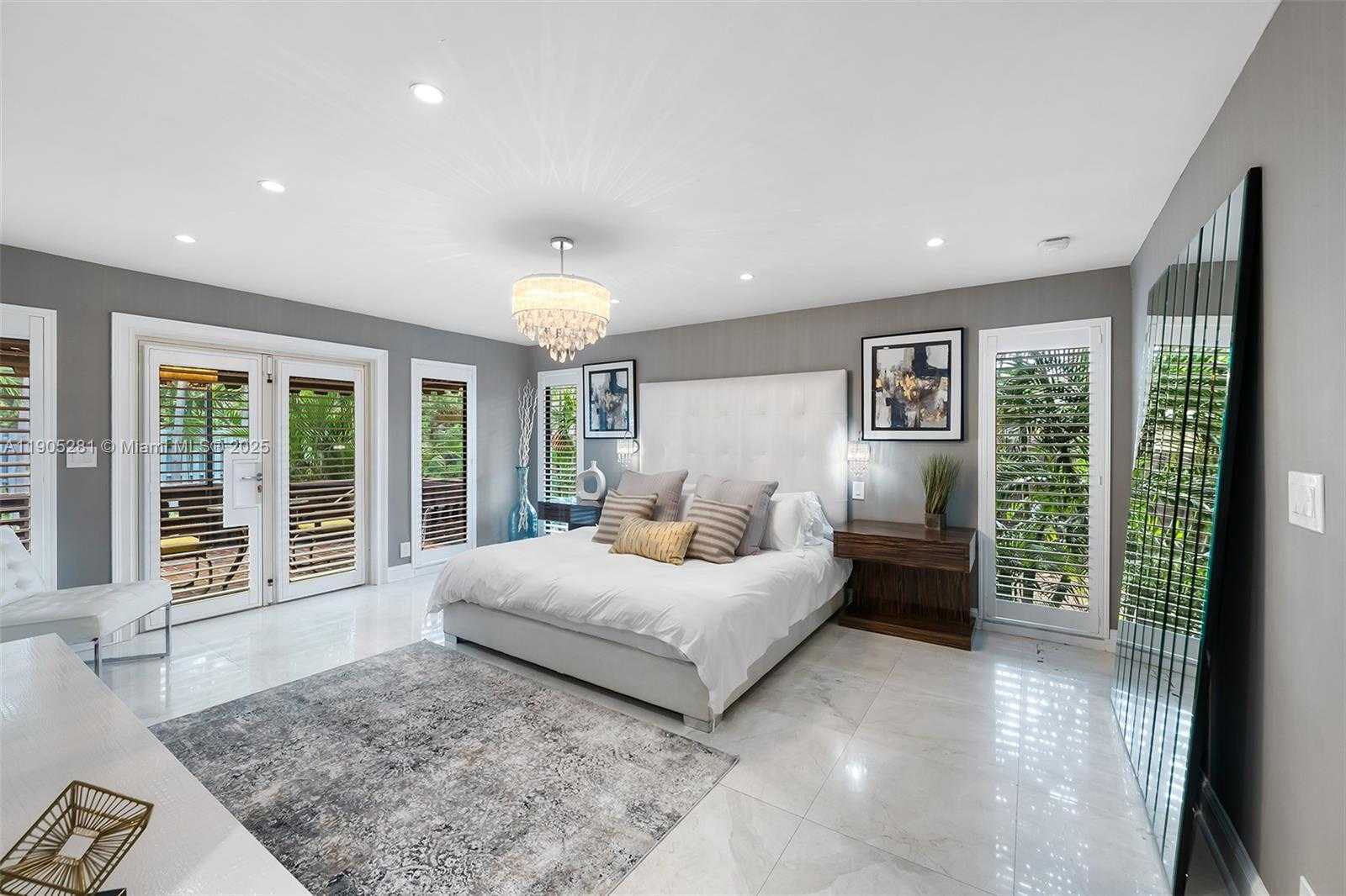 Small Image of 11 SYLVAN LN, Fort Lauderdale Number 28