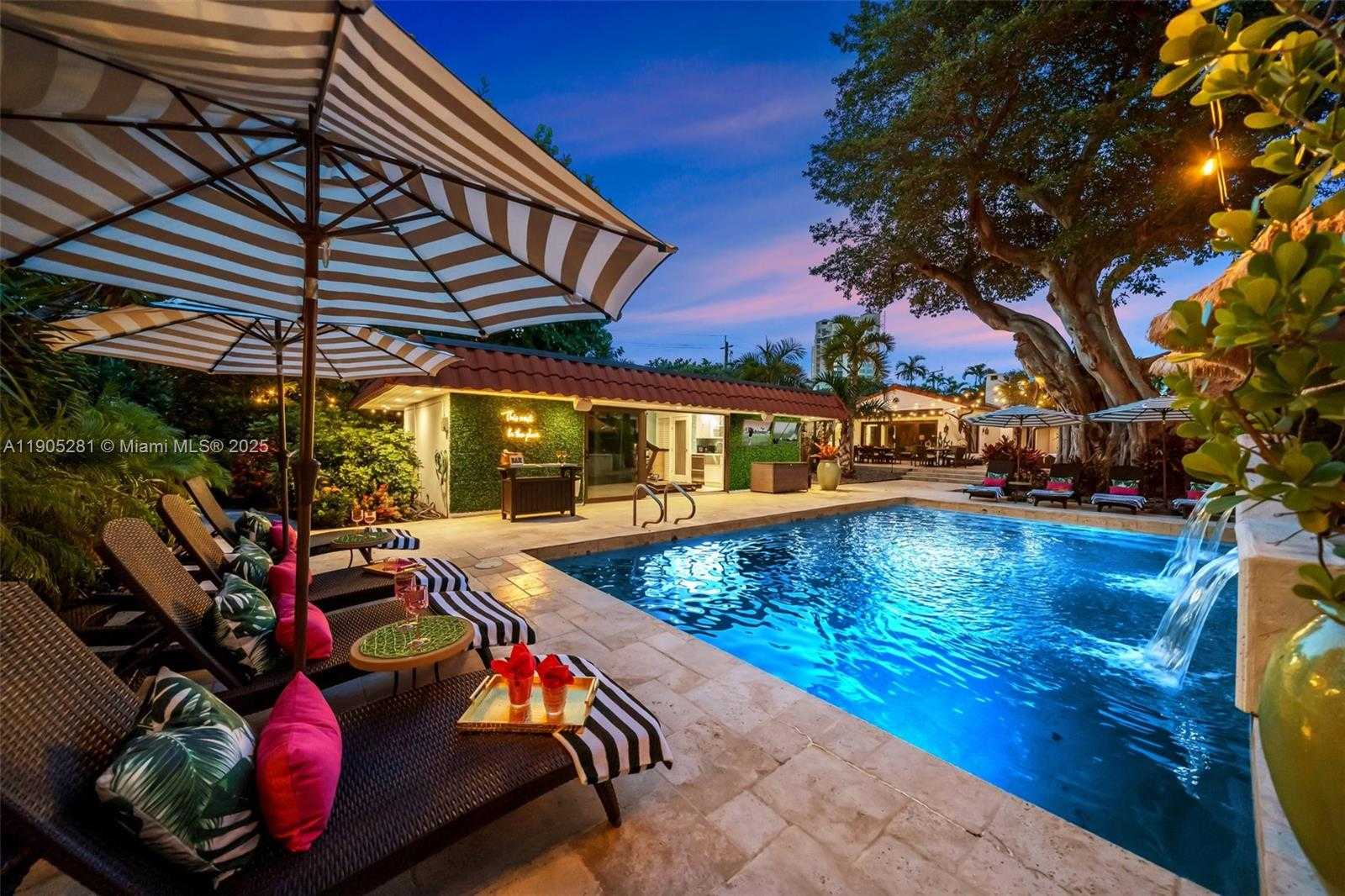 Small Image of 11 SYLVAN LN, Fort Lauderdale Number 36