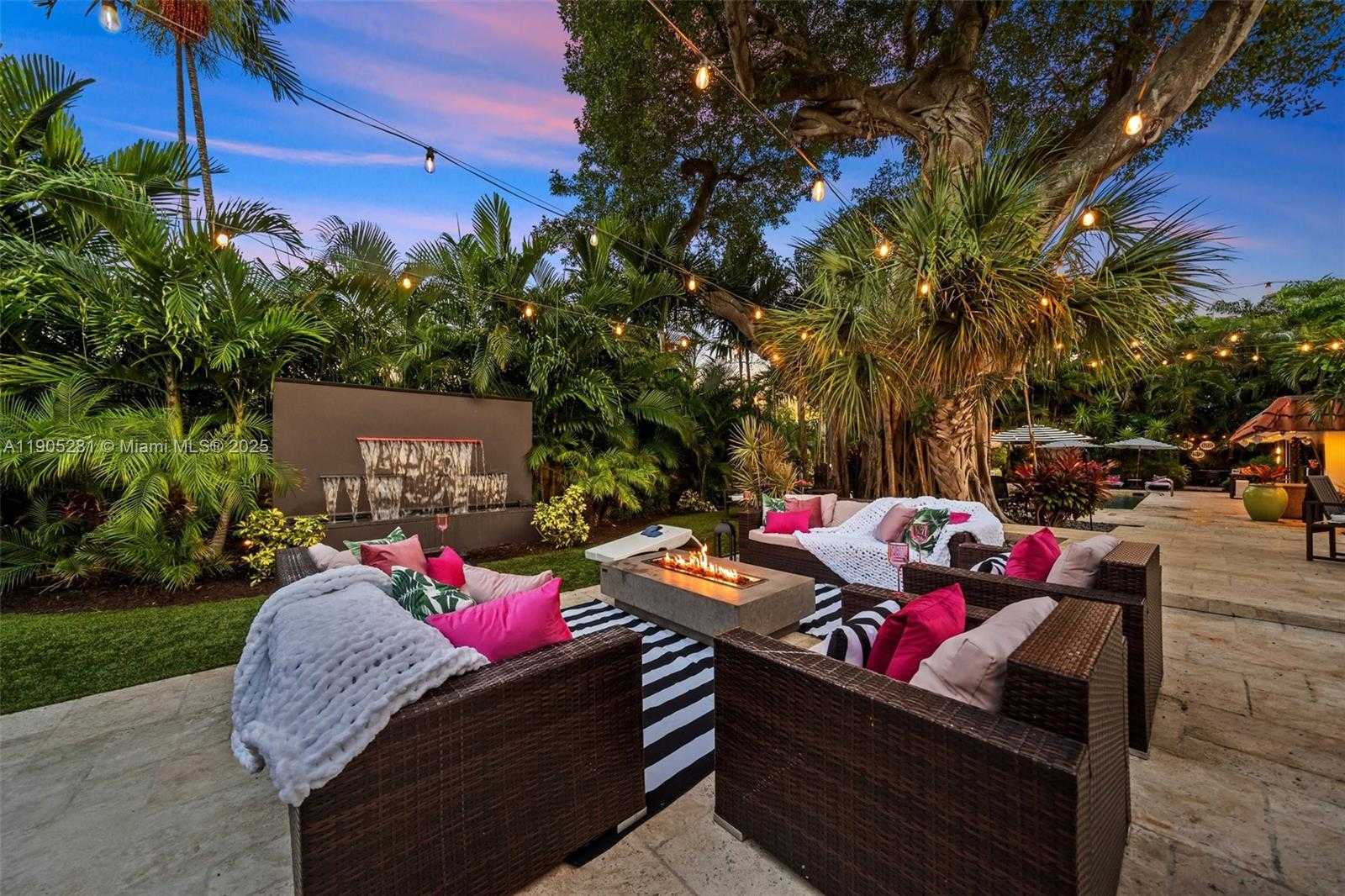 Small Image of 11 SYLVAN LN, Fort Lauderdale Number 38