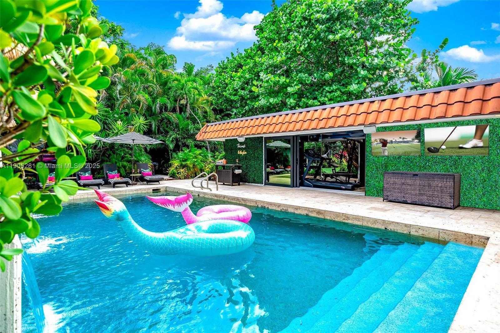 Small Image of 11 SYLVAN LN, Fort Lauderdale Number 4