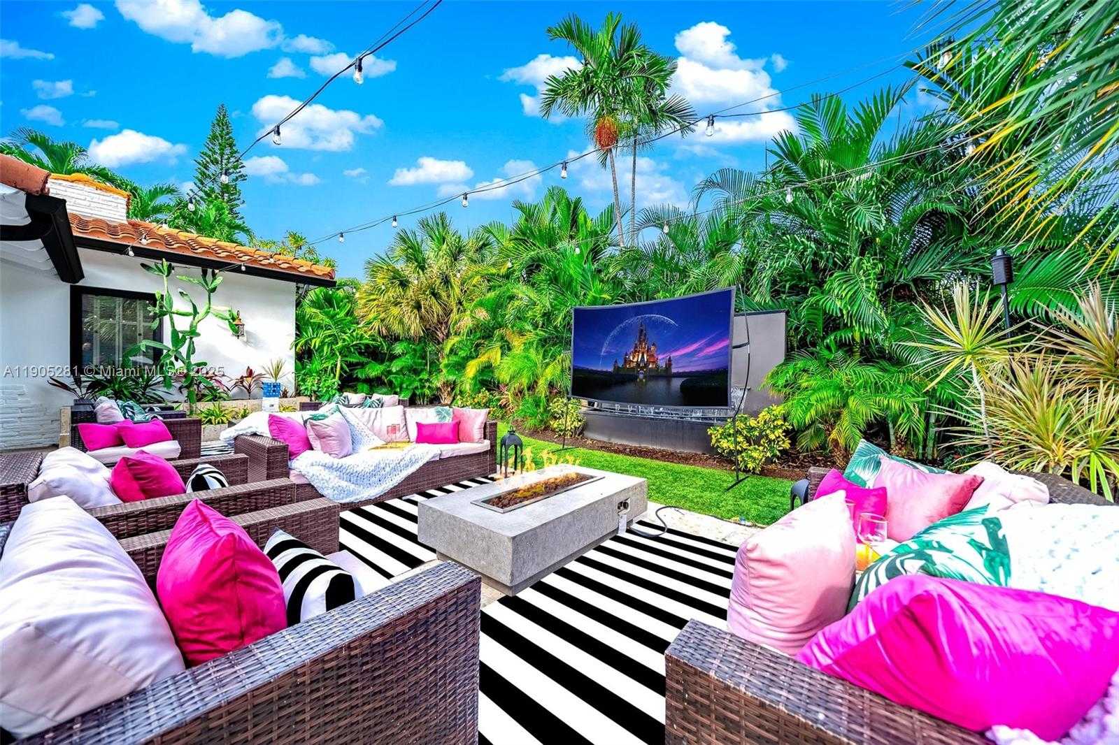 Small Image of 11 SYLVAN LN, Fort Lauderdale Number 50