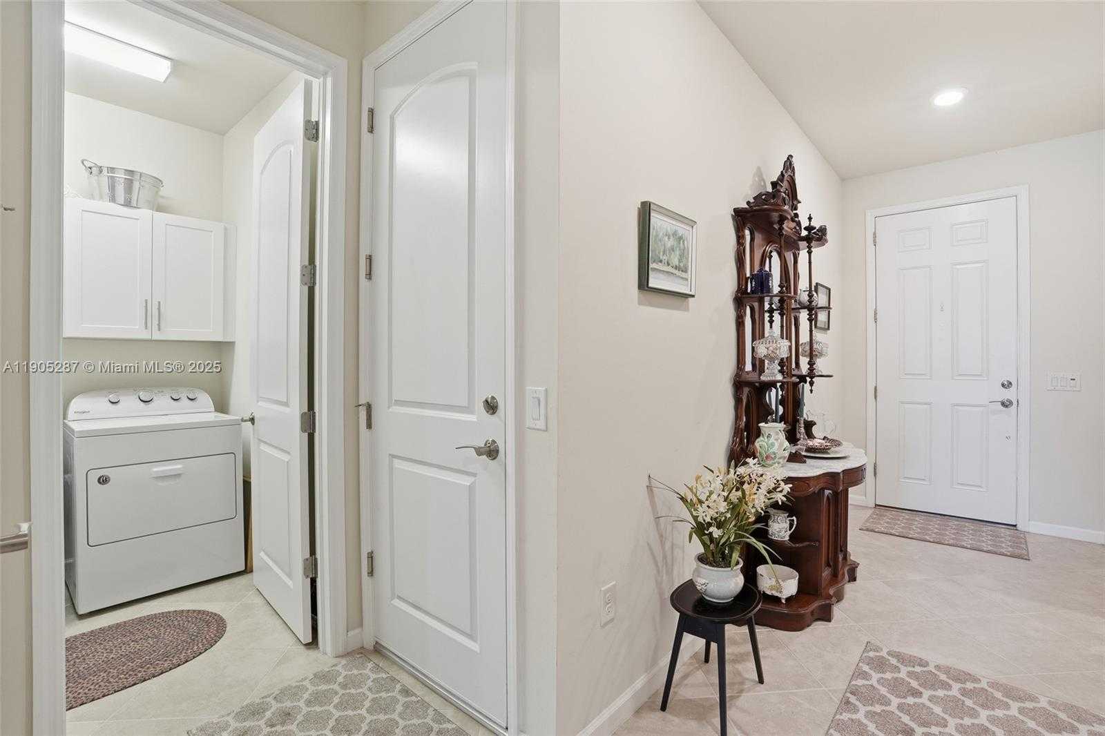 Small Image of 16083 MISTFLOWER DR, Other City - In The State Of Florida Number 10