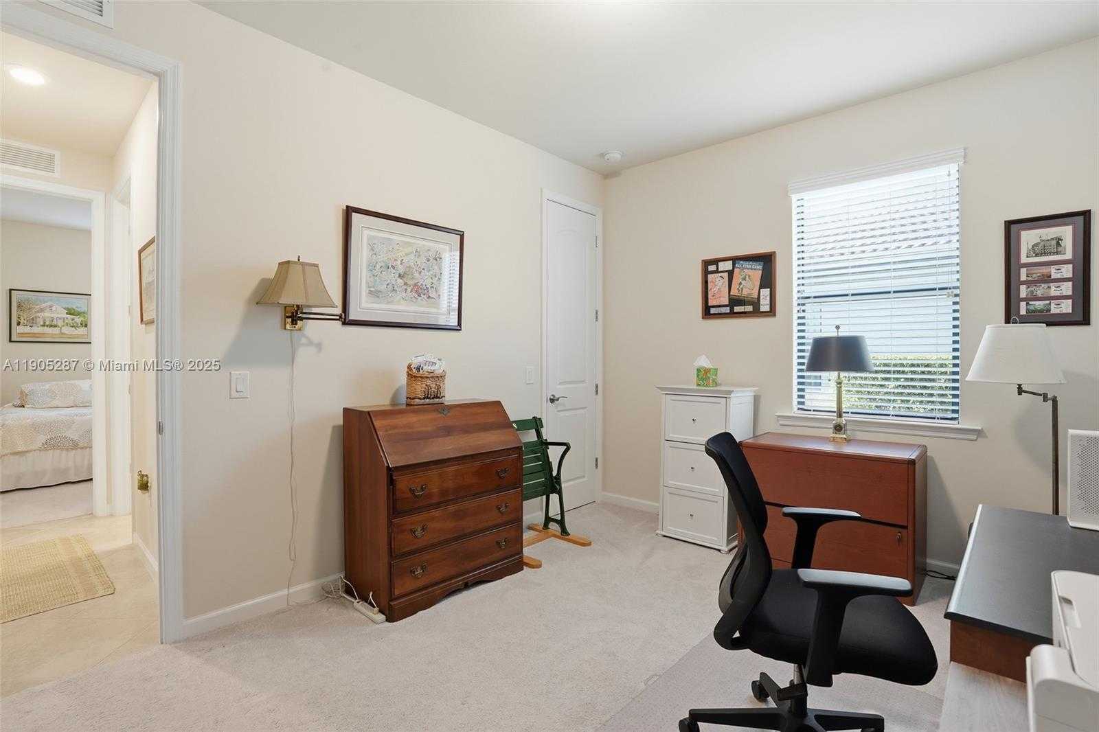 Small Image of 16083 MISTFLOWER DR, Other City - In The State Of Florida Number 21