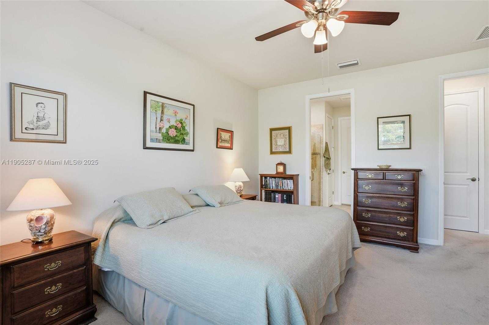 Small Image of 16083 MISTFLOWER DR, Other City - In The State Of Florida Number 22