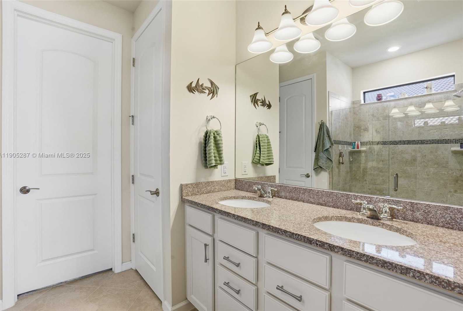 Small Image of 16083 MISTFLOWER DR, Other City - In The State Of Florida Number 26