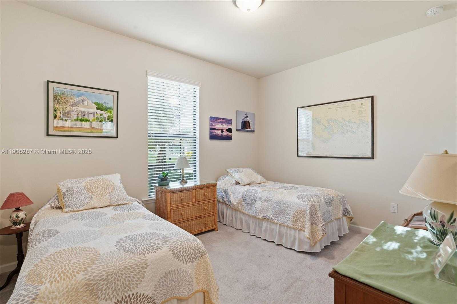 Small Image of 16083 MISTFLOWER DR, Other City - In The State Of Florida Number 28