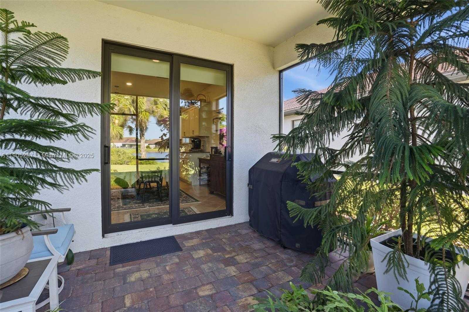 Small Image of 16083 MISTFLOWER DR, Other City - In The State Of Florida Number 34