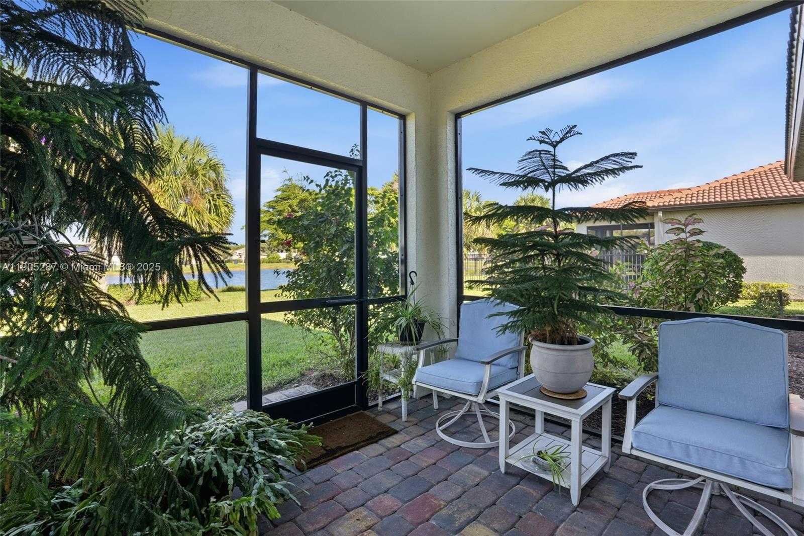 Small Image of 16083 MISTFLOWER DR, Other City - In The State Of Florida Number 35