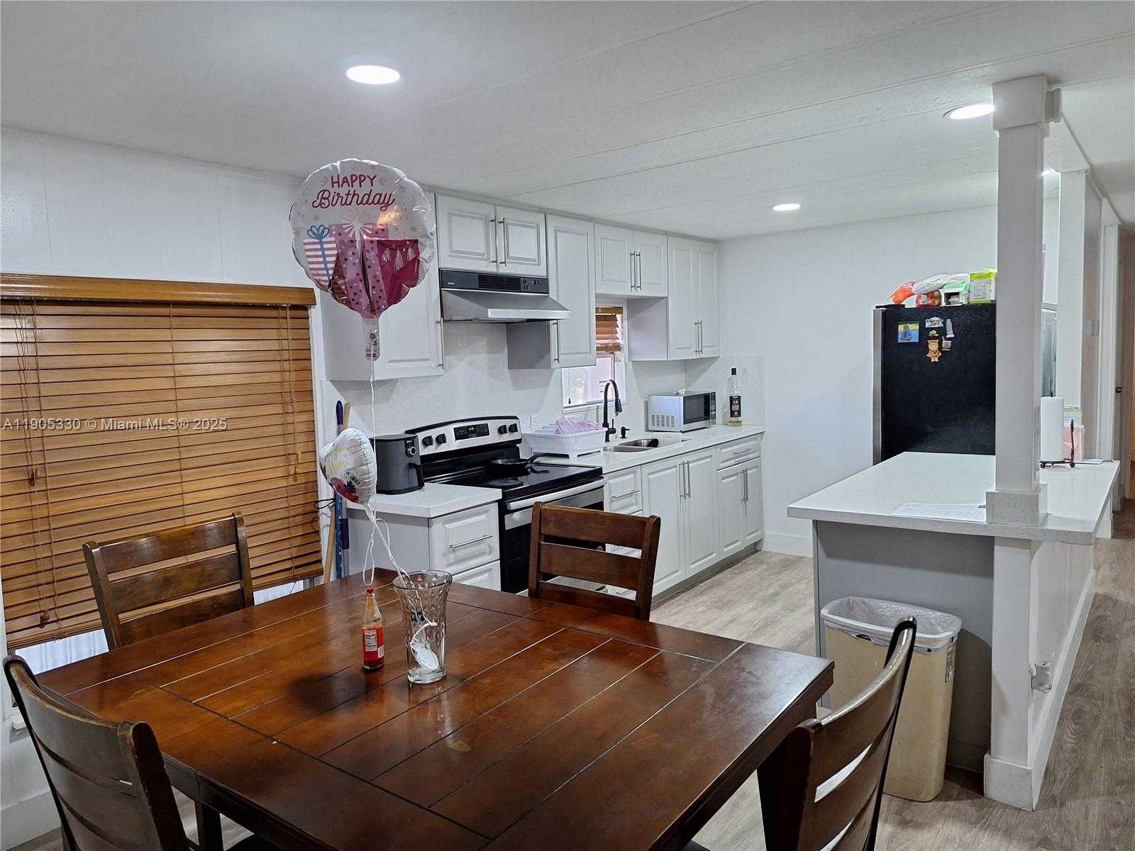 Small Image of 21760 NORTH WEST 3RD ST, Pembroke Pines Number 10