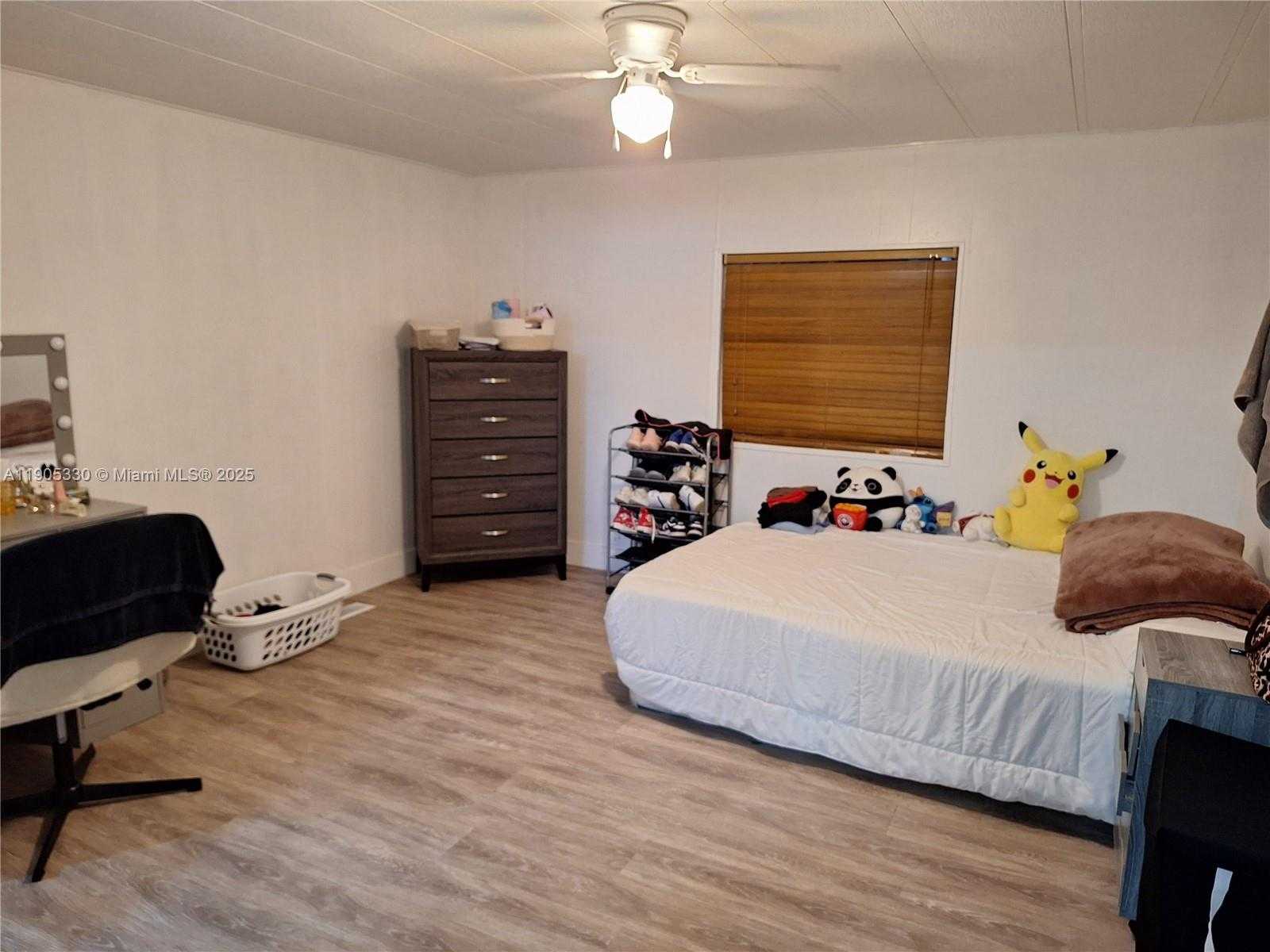 Small Image of 21760 NORTH WEST 3RD ST, Pembroke Pines Number 13