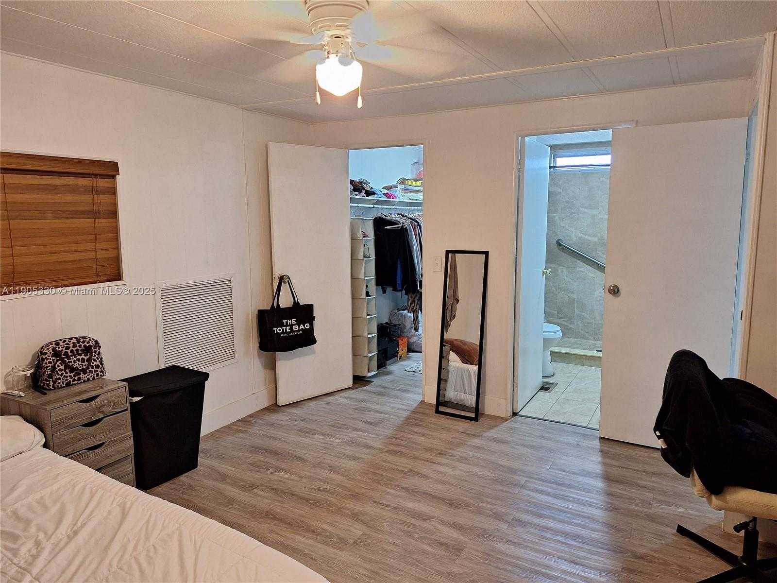 Small Image of 21760 NORTH WEST 3RD ST, Pembroke Pines Number 14