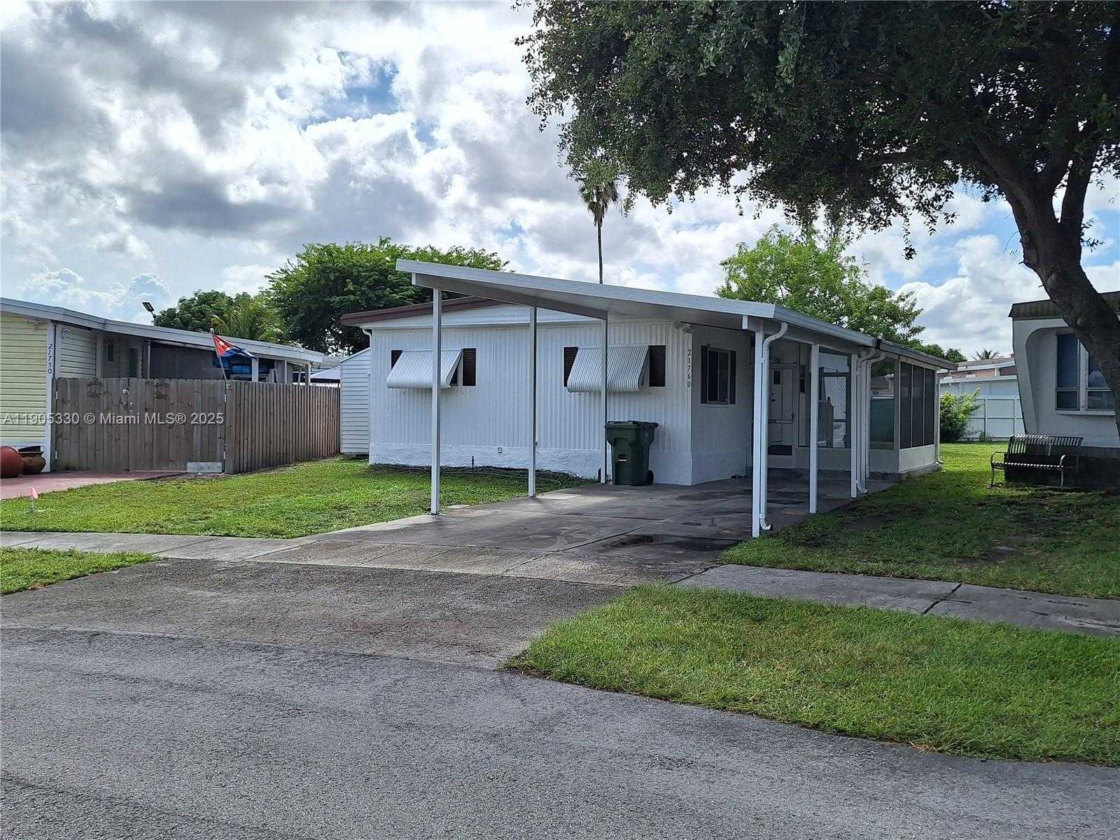 Small Image of 21760 NORTH WEST 3RD ST, Pembroke Pines Number 4