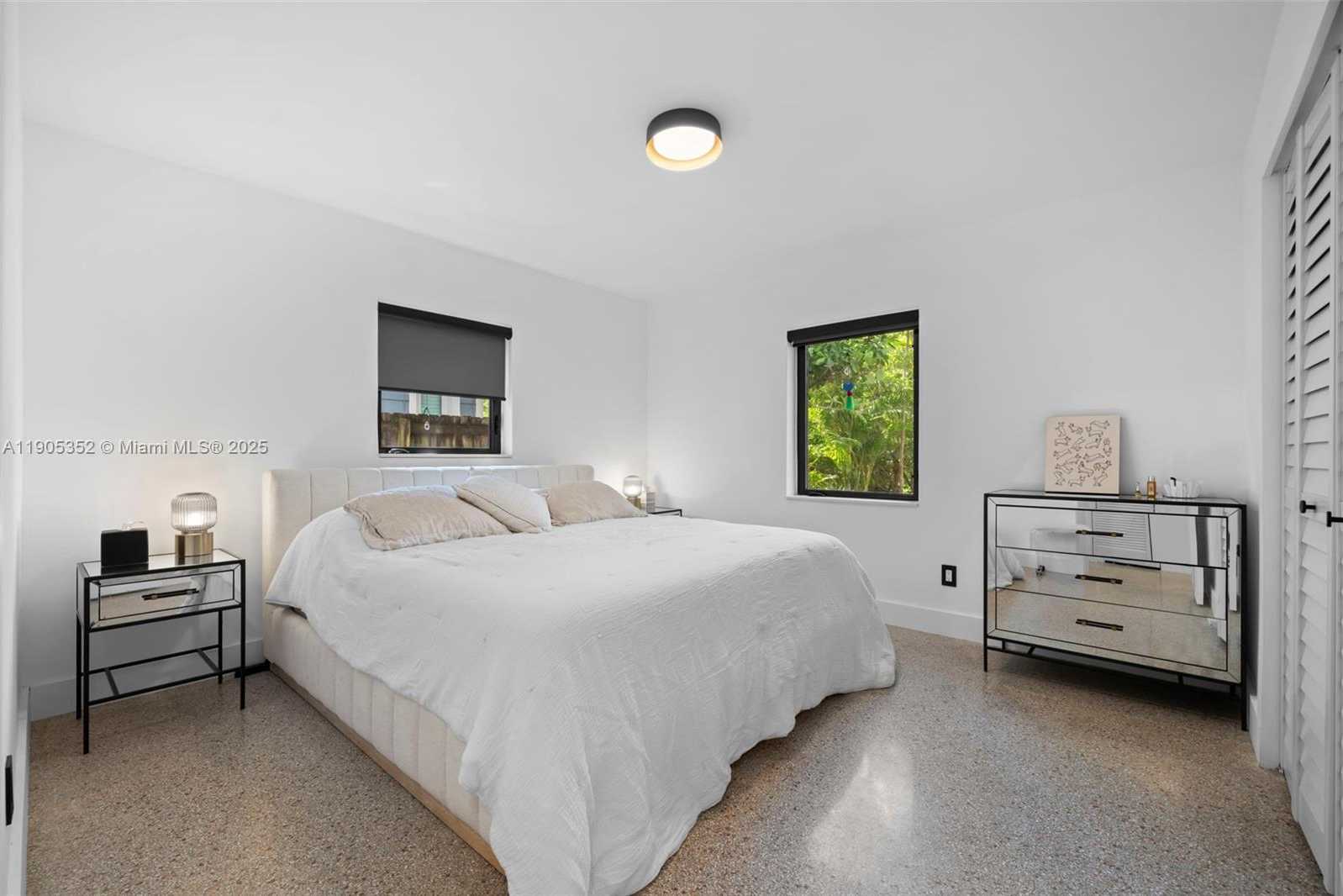 Small Image of 829 SOUTH WEST 4TH CT, Fort Lauderdale Number 6