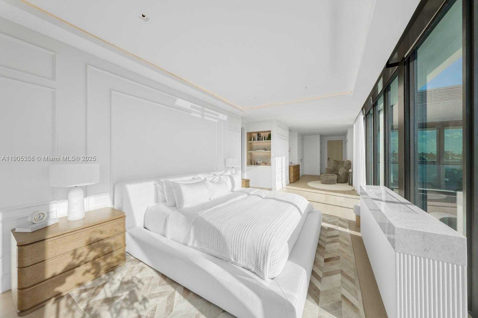 Small Image of 1165 NORTH BISCAYNE POINT RD, Miami Beach Number 13