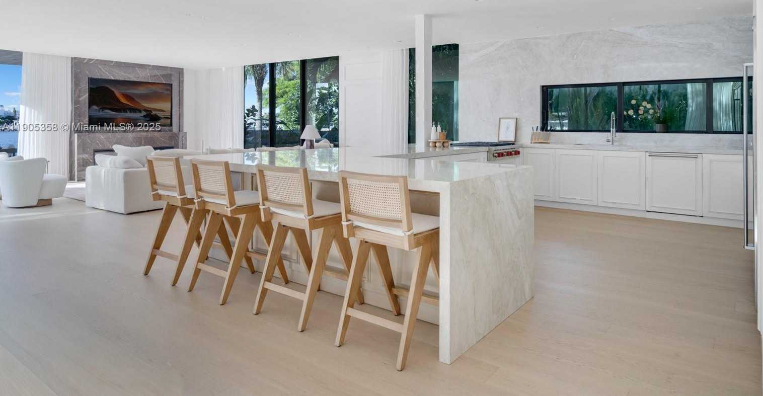 Small Image of 1165 NORTH BISCAYNE POINT RD, Miami Beach Number 5