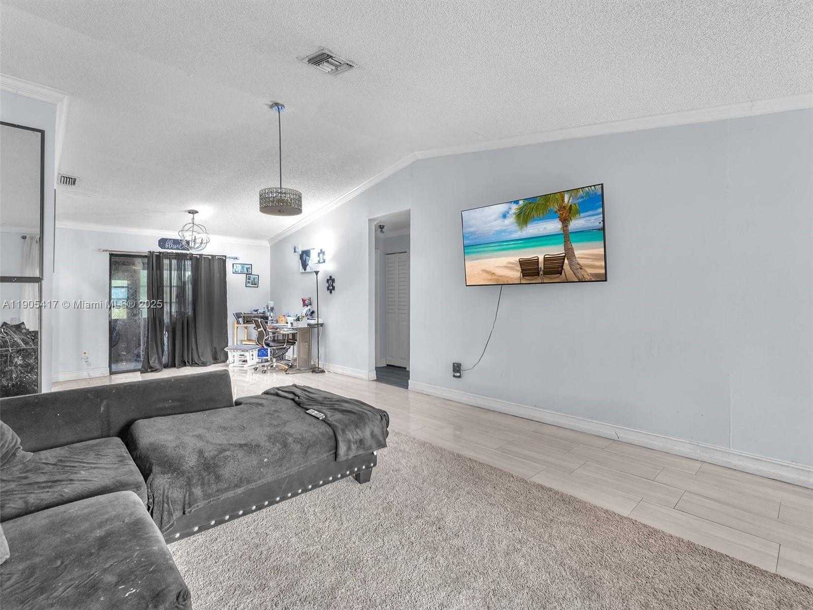 Small Image of 1027 SOUTH WEST 49TH TER, Margate Number 11