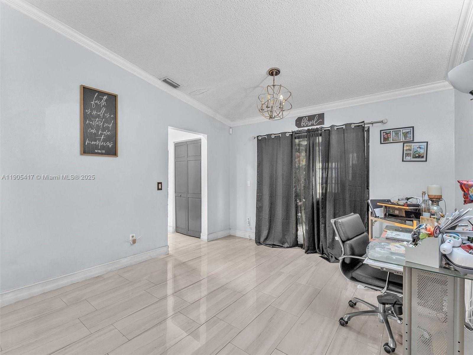 Small Image of 1027 SOUTH WEST 49TH TER, Margate Number 12