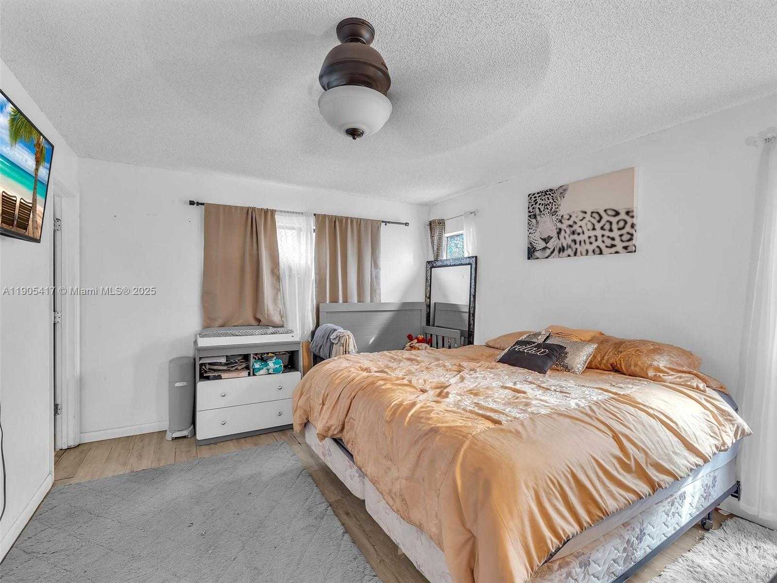 Small Image of 1027 SOUTH WEST 49TH TER, Margate Number 16