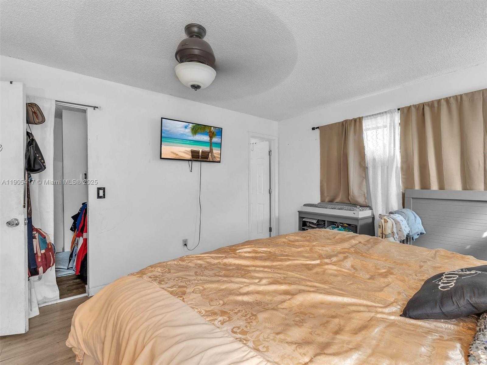 Small Image of 1027 SOUTH WEST 49TH TER, Margate Number 19