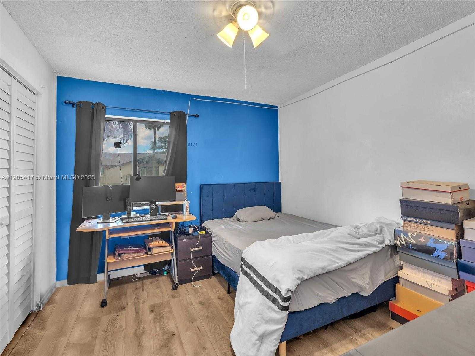 Small Image of 1027 SOUTH WEST 49TH TER, Margate Number 22