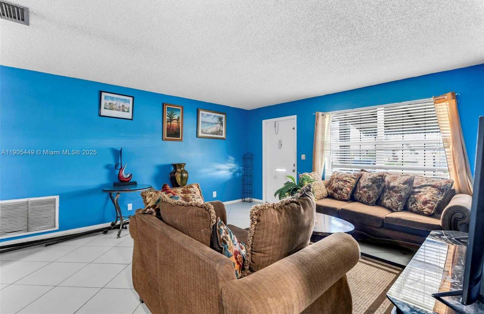 Small Image of 1005 SOUTH WEST 18TH ST, Boynton Beach Number 3