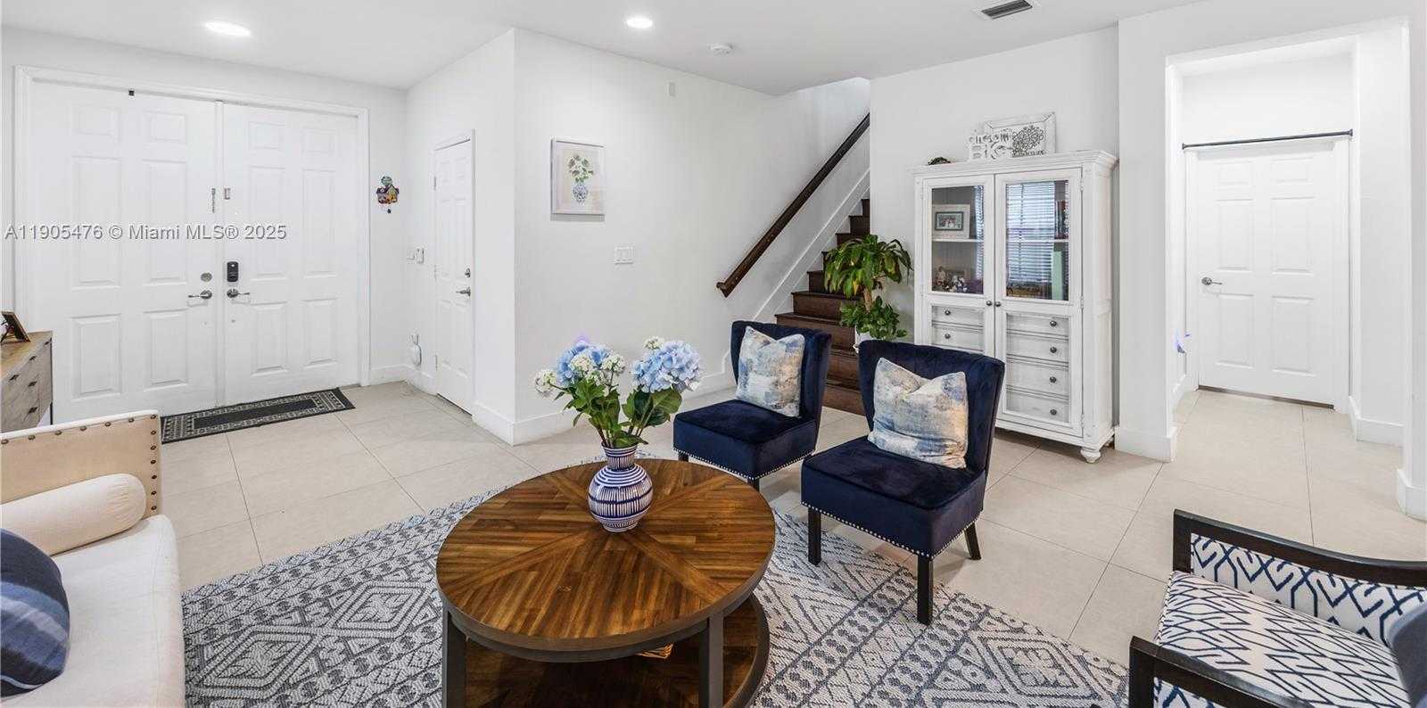 Small Image of 10470 NORTH WEST 69TH TER, Doral Number 12