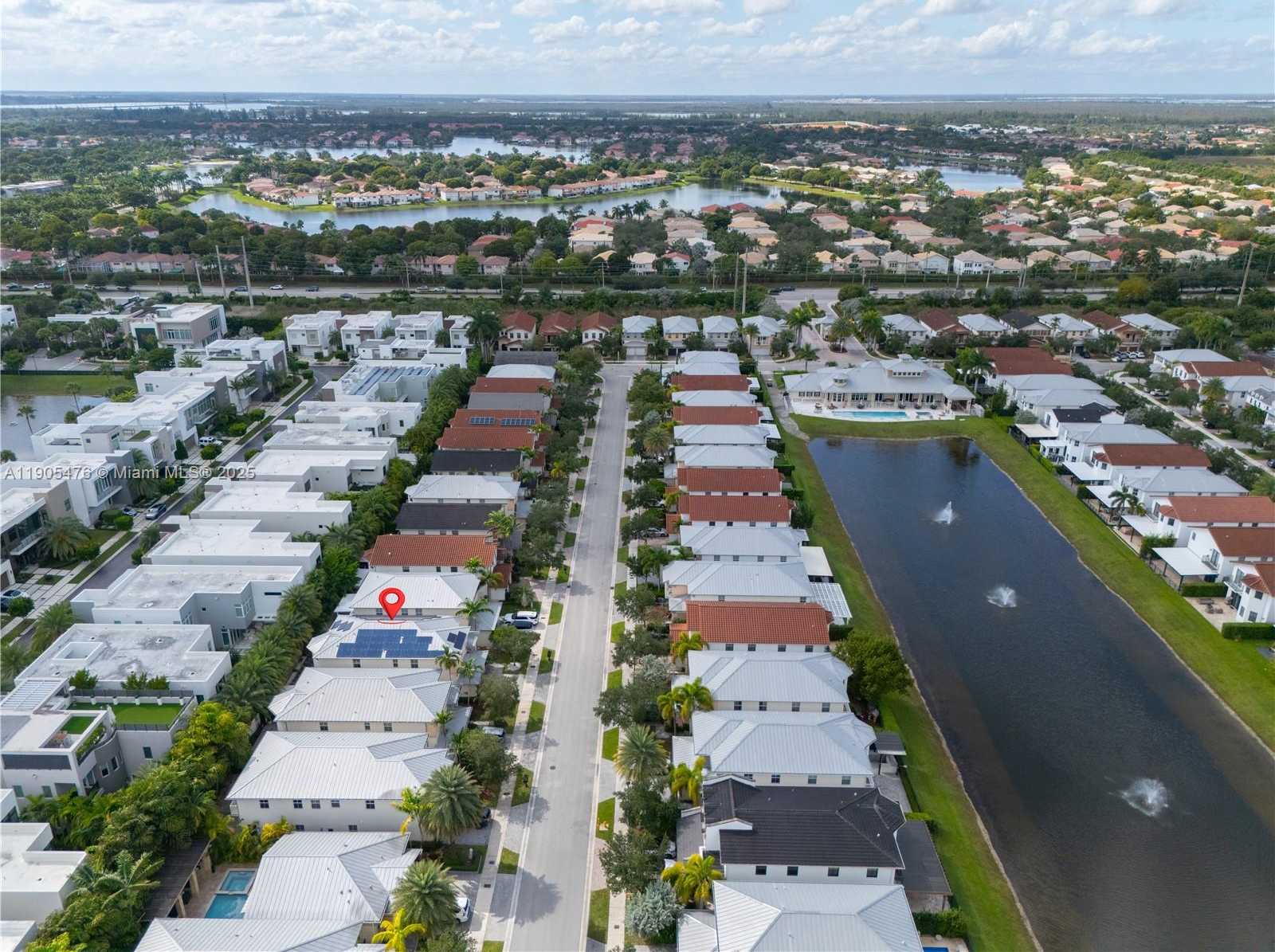 Small Image of 10470 NORTH WEST 69TH TER, Doral Number 2