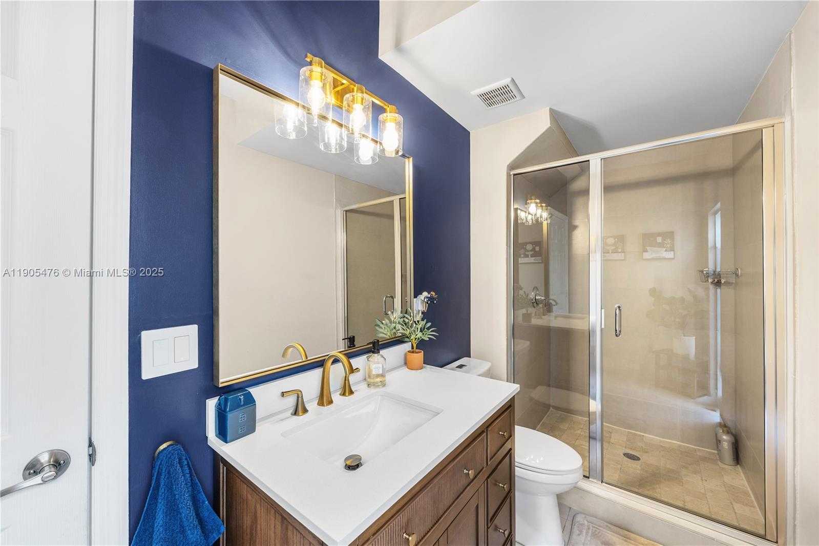 Small Image of 10470 NORTH WEST 69TH TER, Doral Number 38