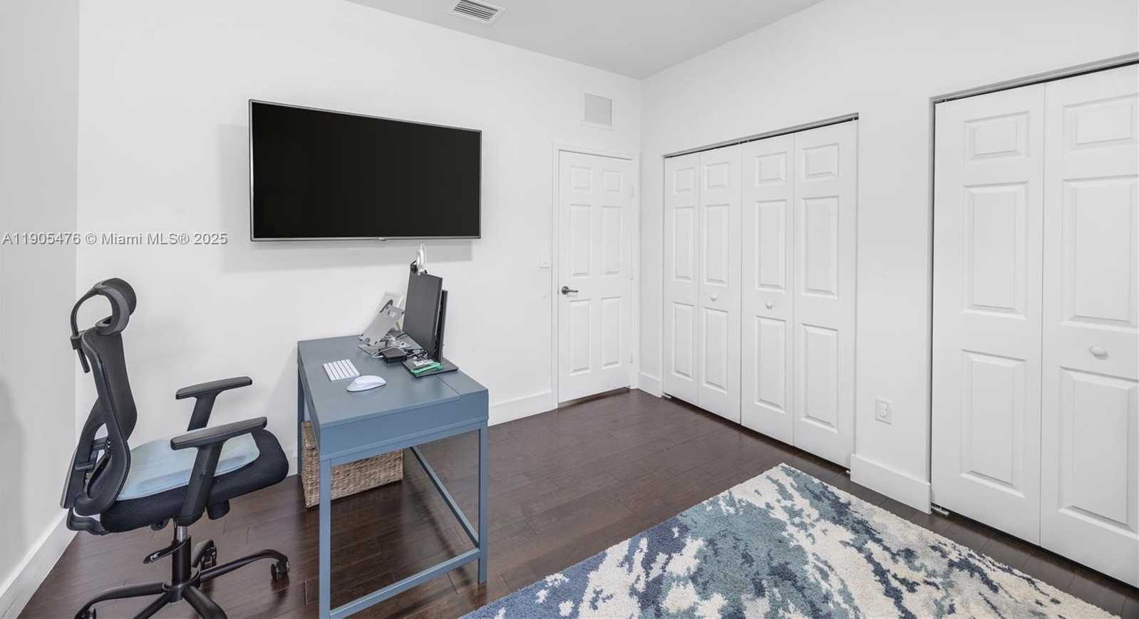 Small Image of 10470 NORTH WEST 69TH TER, Doral Number 56