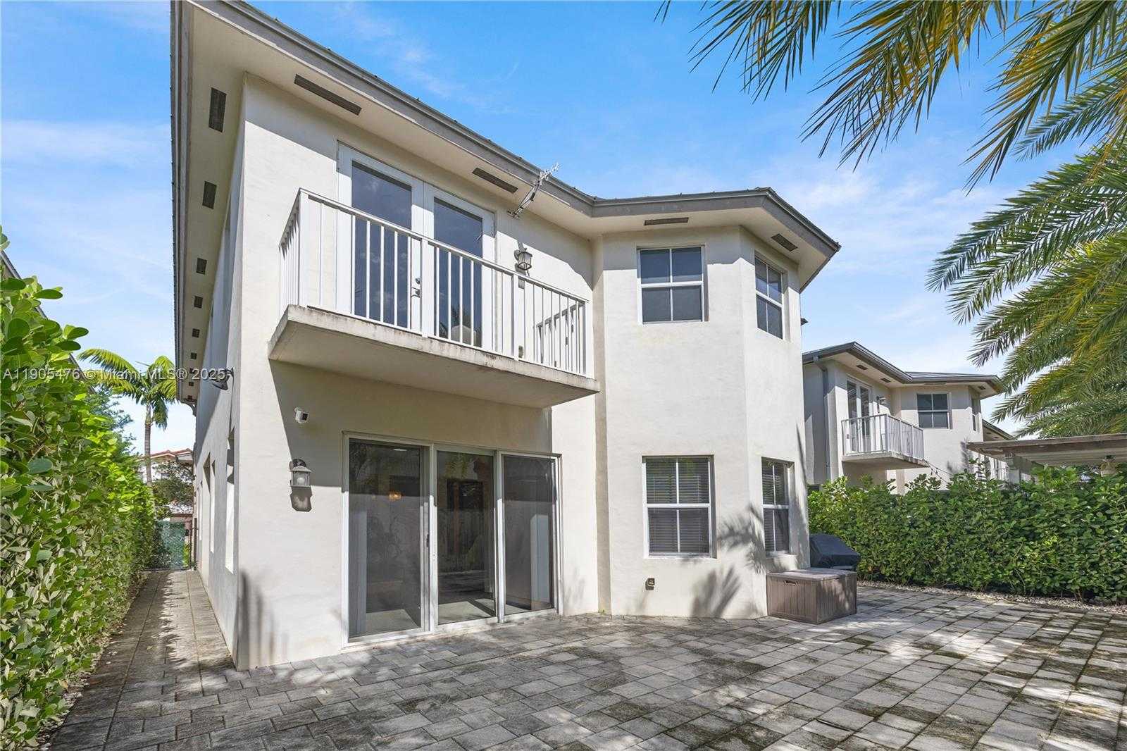 Small Image of 10470 NORTH WEST 69TH TER, Doral Number 9