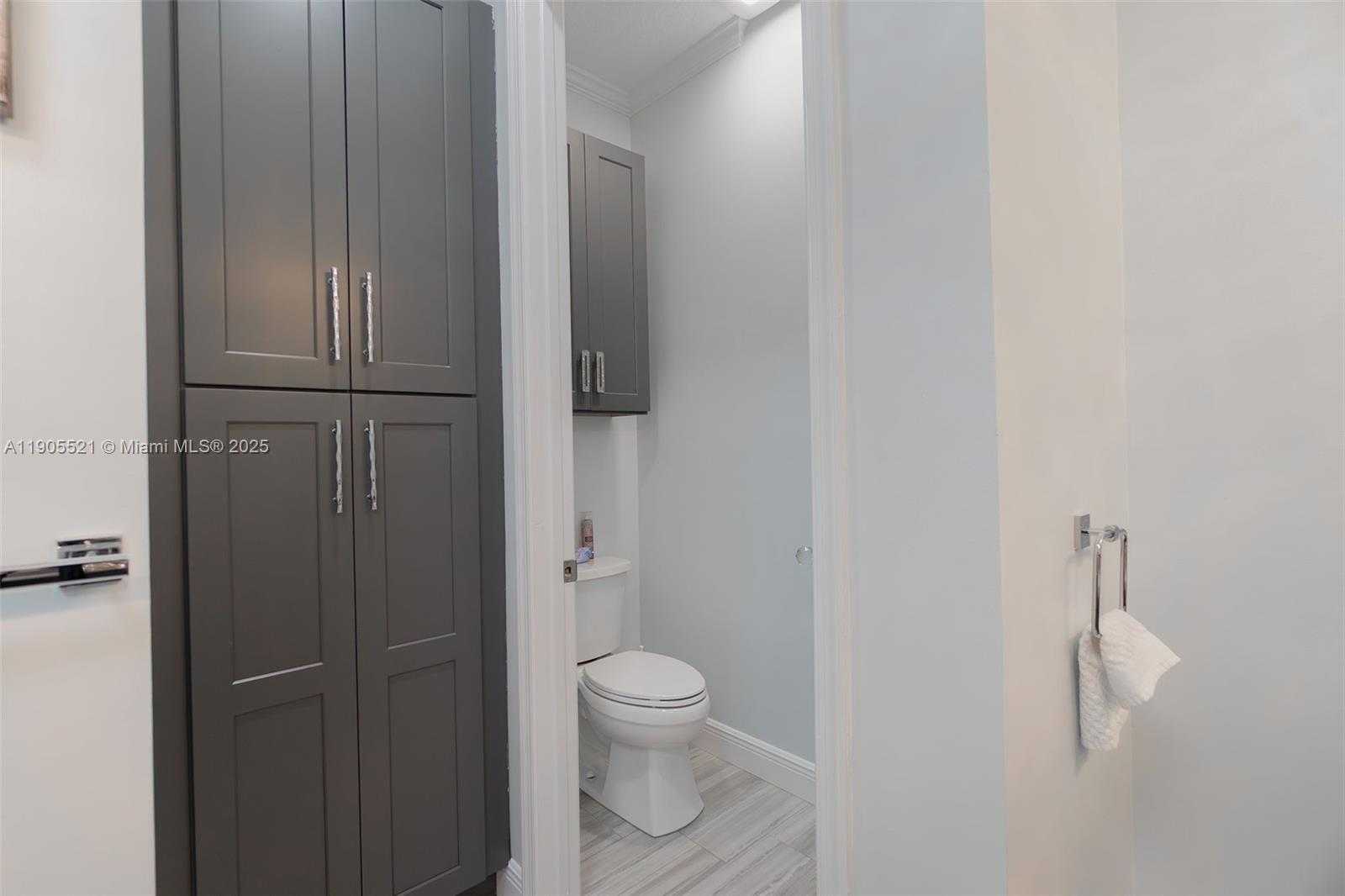 Small Image of 2675 CLIPPER CIR, West Palm Beach Number 18