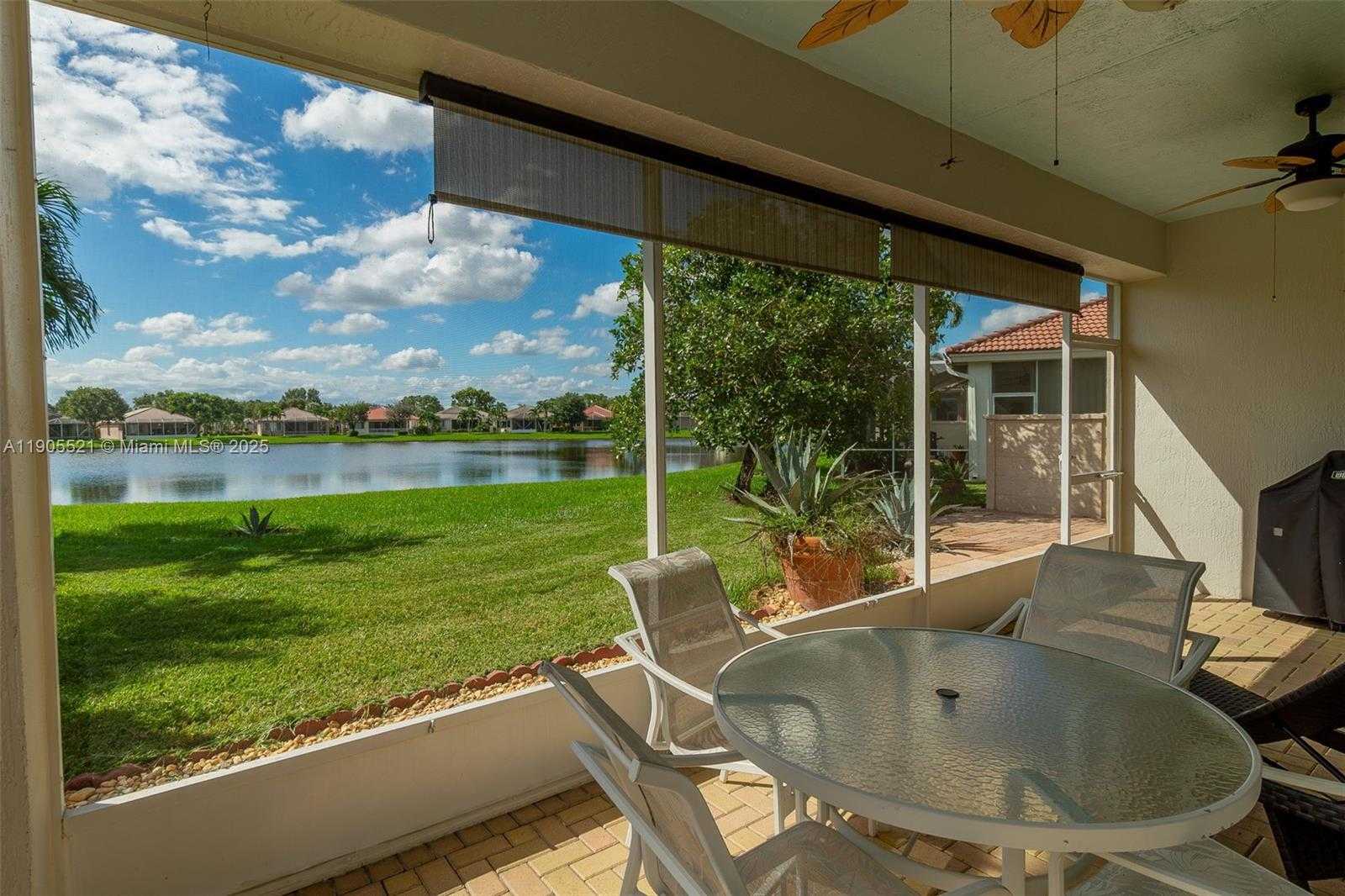 Small Image of 2675 CLIPPER CIR, West Palm Beach Number 26