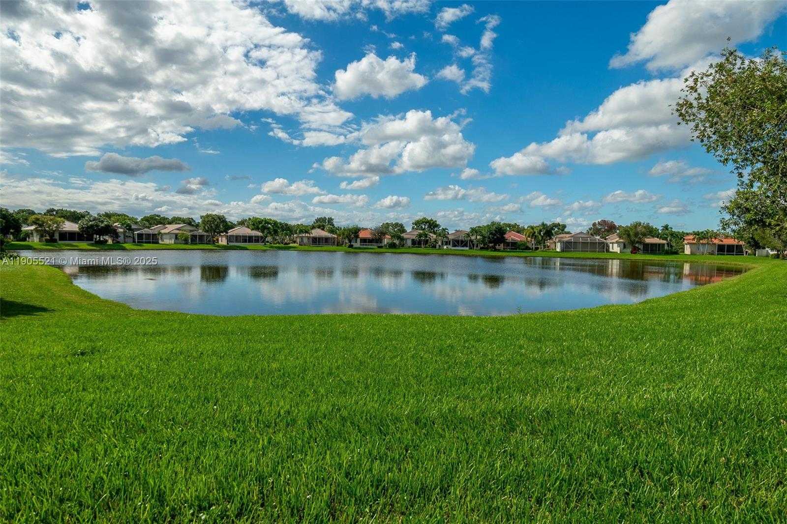 Small Image of 2675 CLIPPER CIR, West Palm Beach Number 29