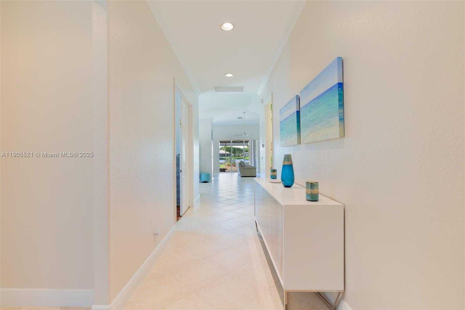 Small Image of 2675 CLIPPER CIR, West Palm Beach Number 3