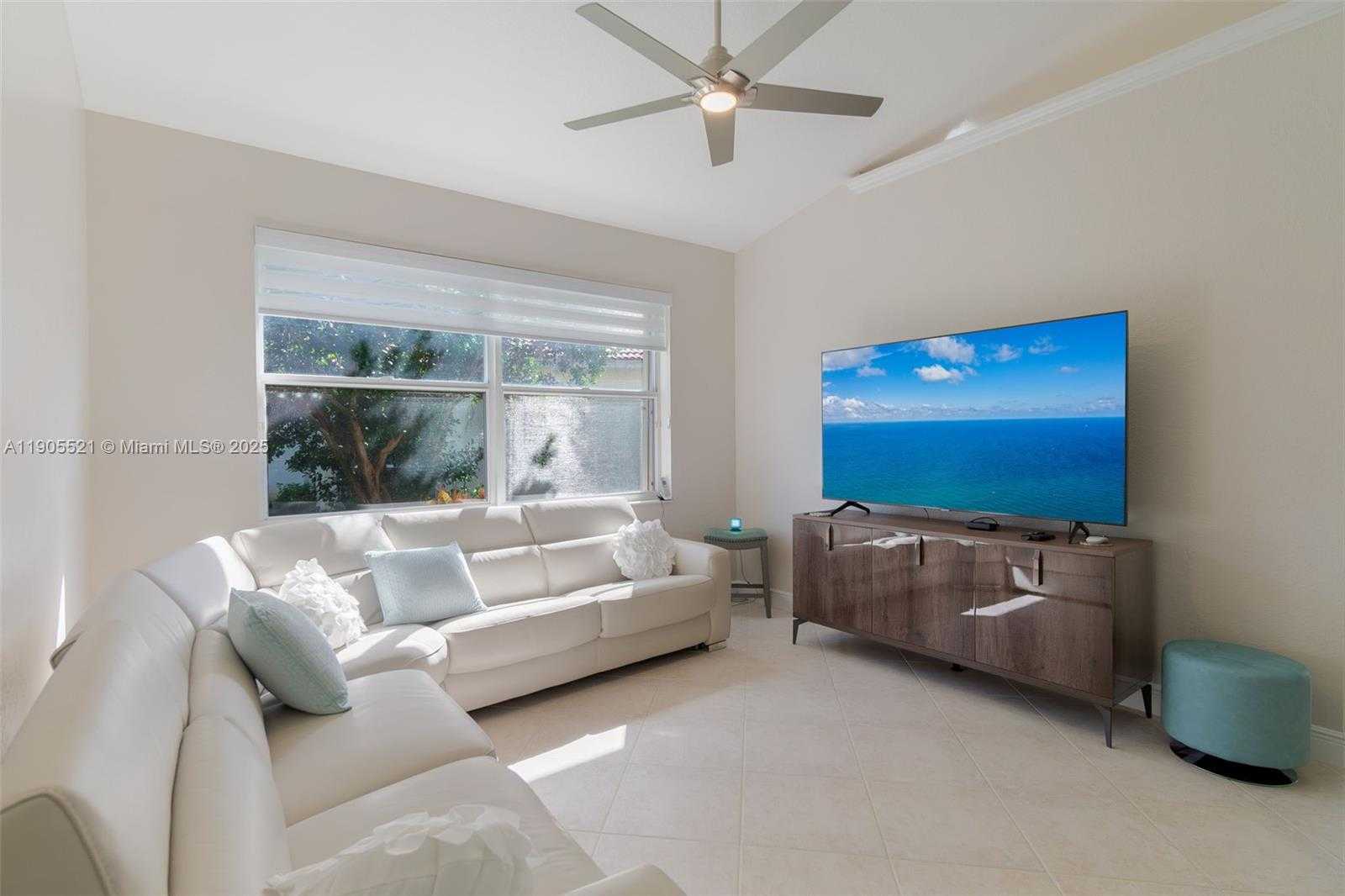 Small Image of 2675 CLIPPER CIR, West Palm Beach Number 4